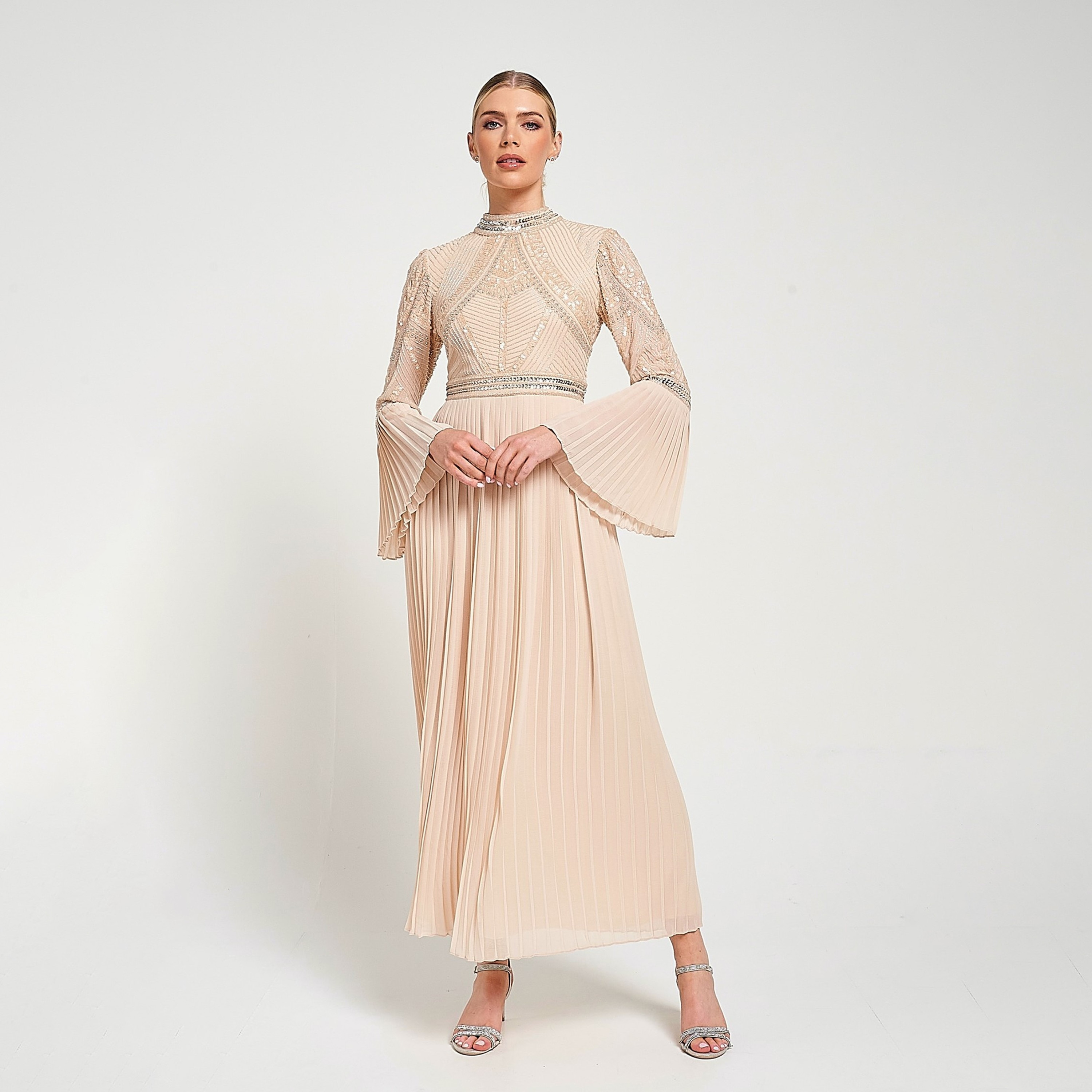 فستان سهرة ماكسي نسائي بأكمام جرس مطرزة بالخرز والترتر وكسرات من أميليا روز-women-clothing-dresses-image-1