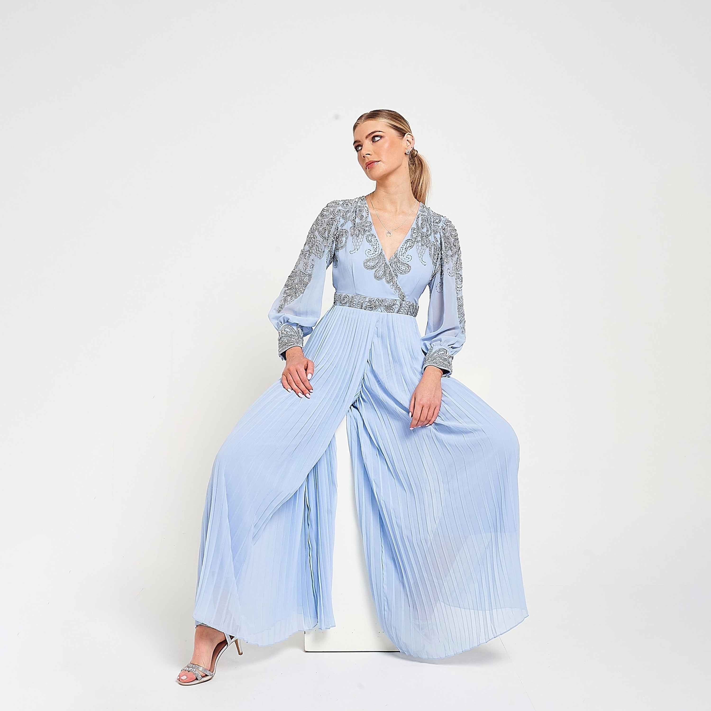 فستان سهرة طويل نسائي مع ثنيات وأكمام مزخرفة من أميليا روز-women-clothing-dresses-image-2