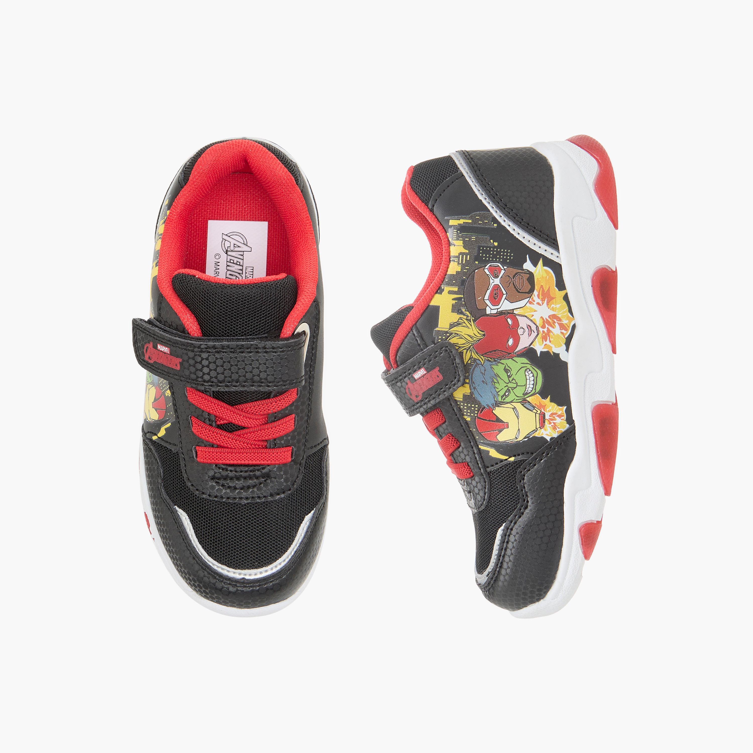 حذاء سنيكرز مضيء بشريط إغلاق لاصق وطبعات أفينجرز-boys-shoes-sneakers-image-1