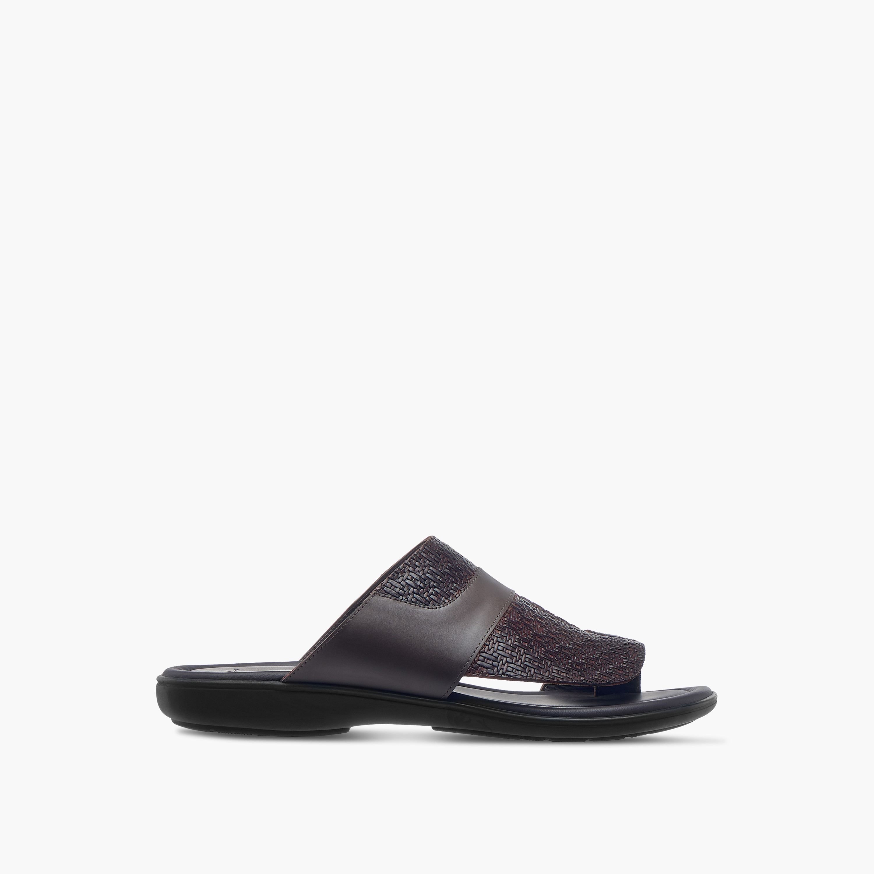 Al Waha Textured Slip-On Arabic Sandals with Toe Loop Detail-men-shoes-sandals-image-2