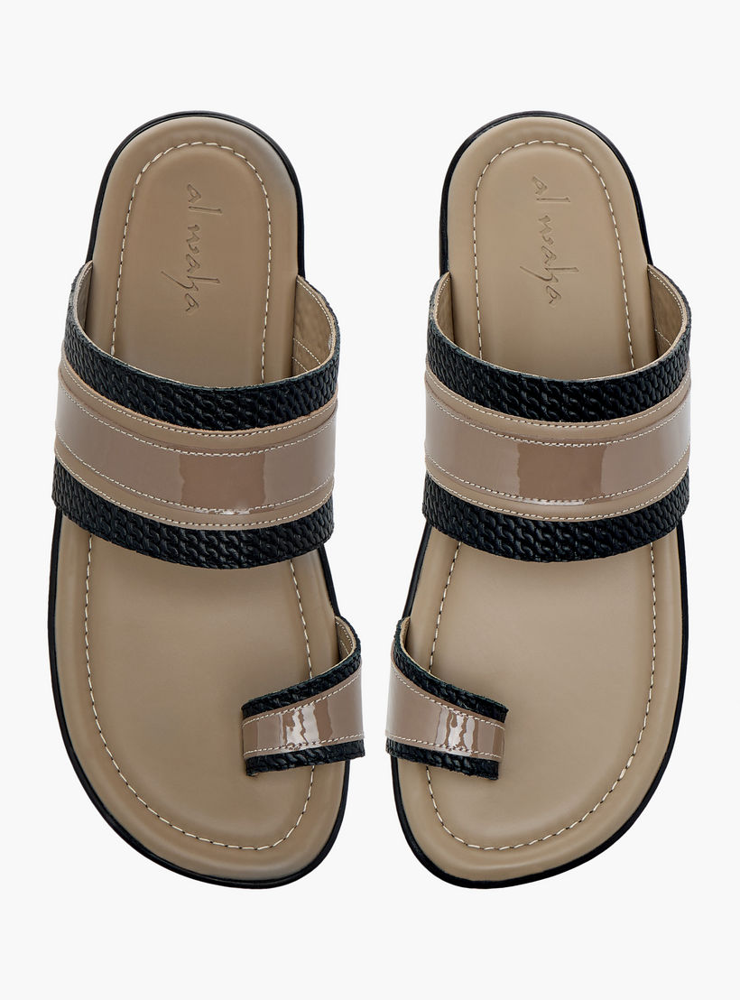 صندل عربي سهل الارتداء بارز الملمس بإصبع من الواحة-men-shoes-sandals-image-1