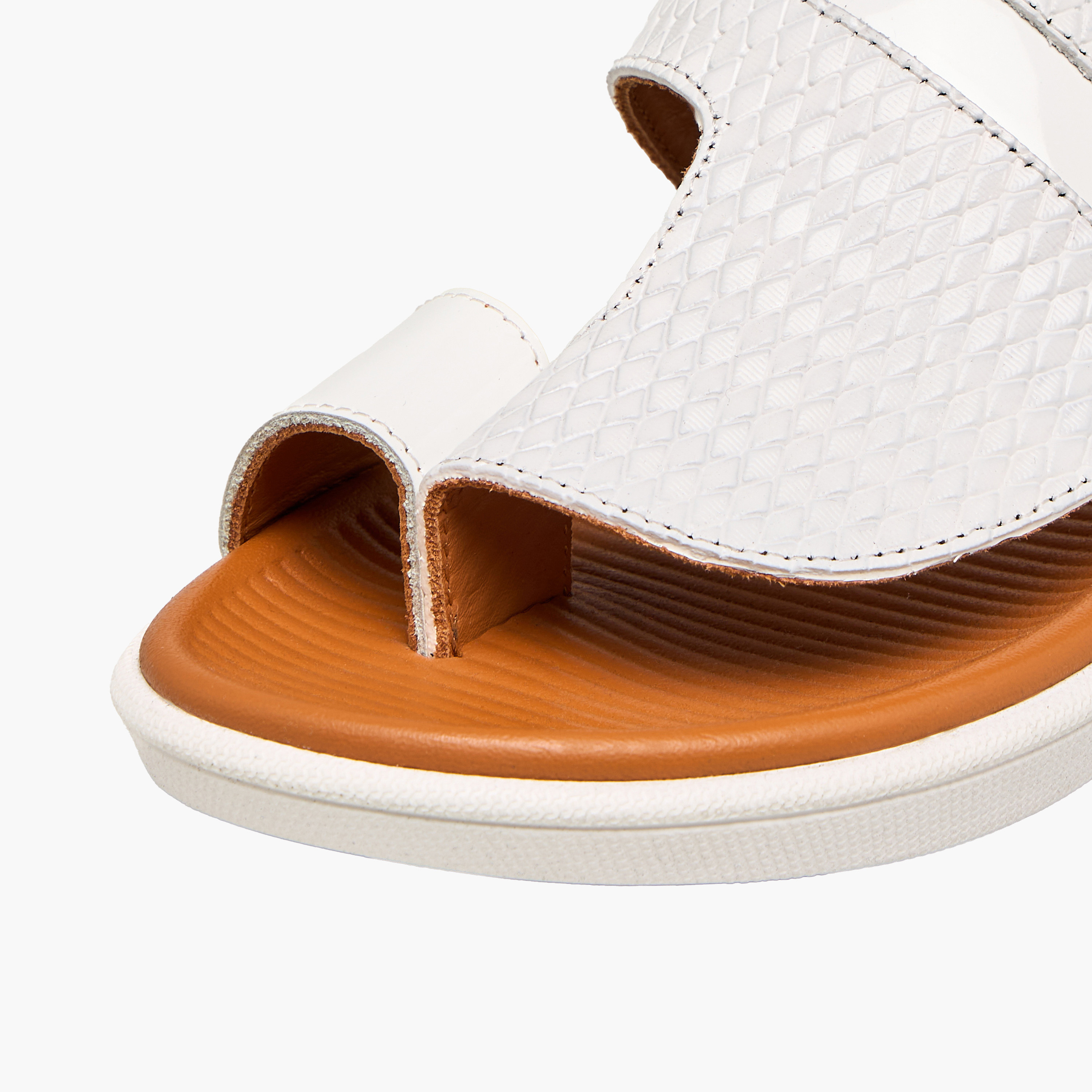 صندل عربي بارز الملمس للأولاد من الواحة-boys-shoes-sandals-image-4