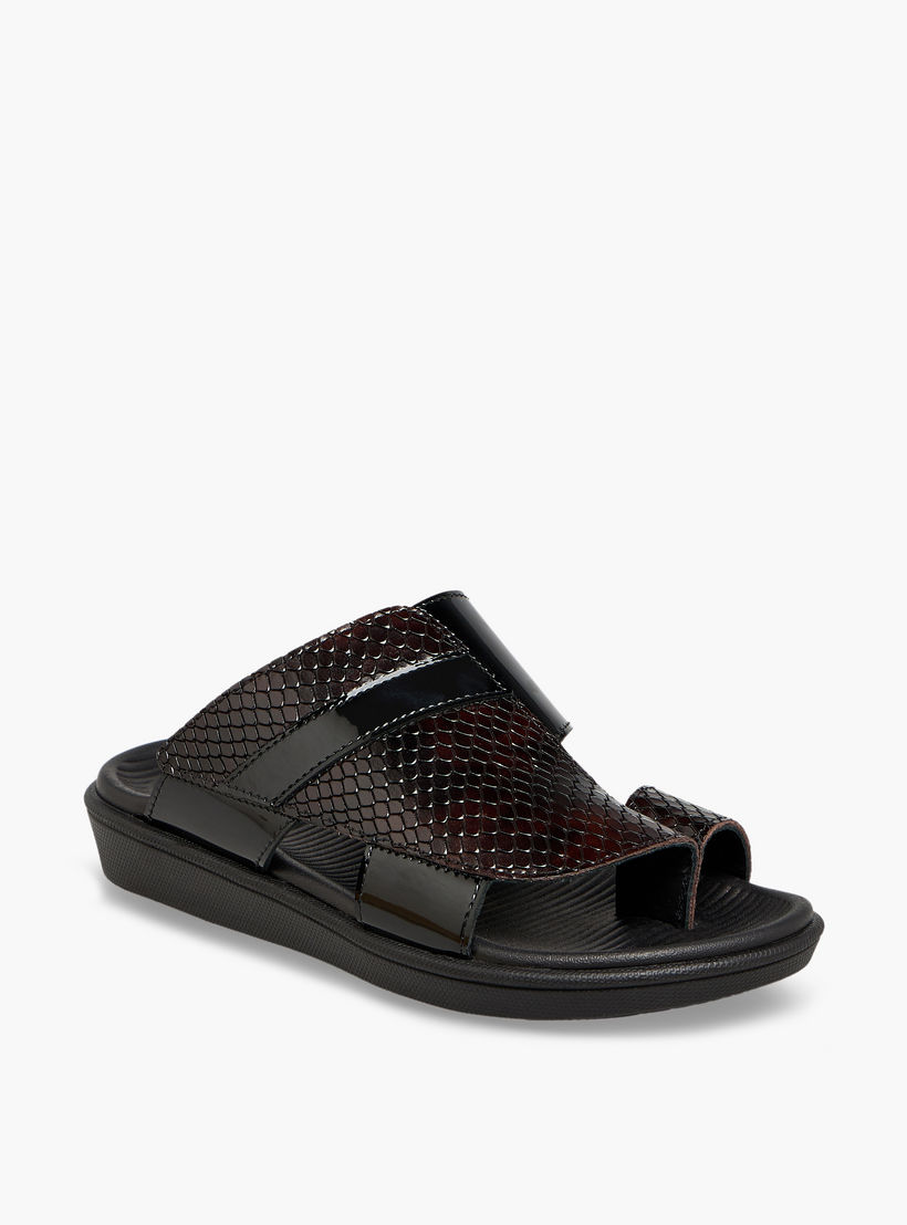 صندل عربي بارز الملمس للأولاد من الواحة-boys-shoes-sandals-image-2