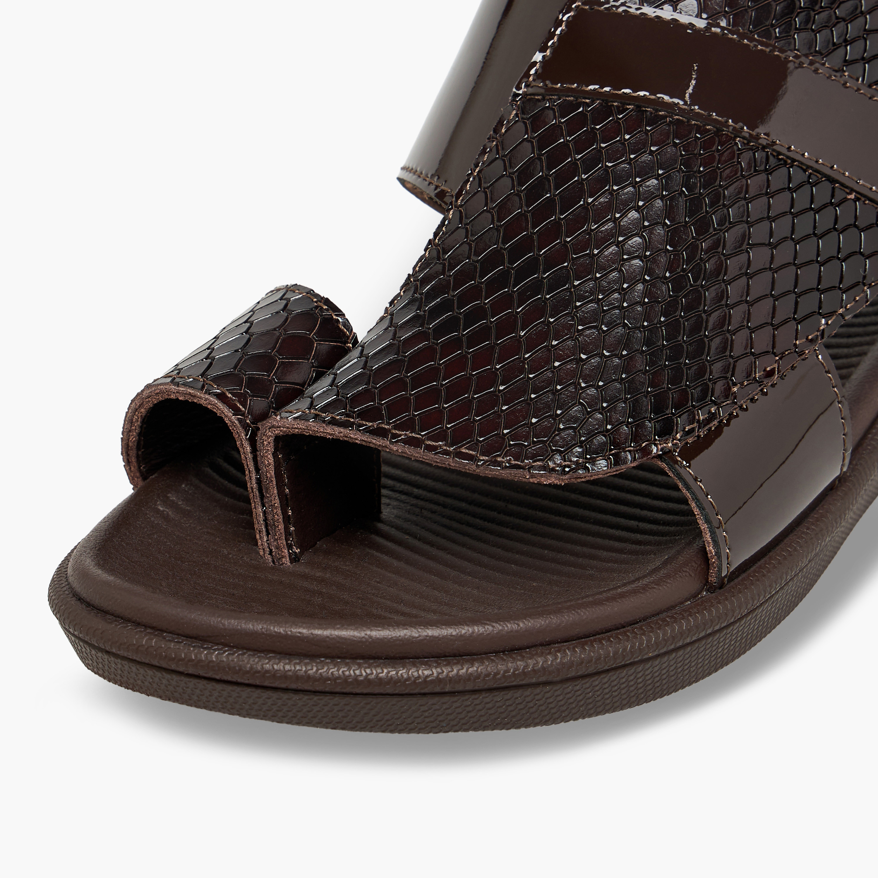 صندل عربي بارز الملمس للأولاد من الواحة-boys-shoes-sandals-image-4