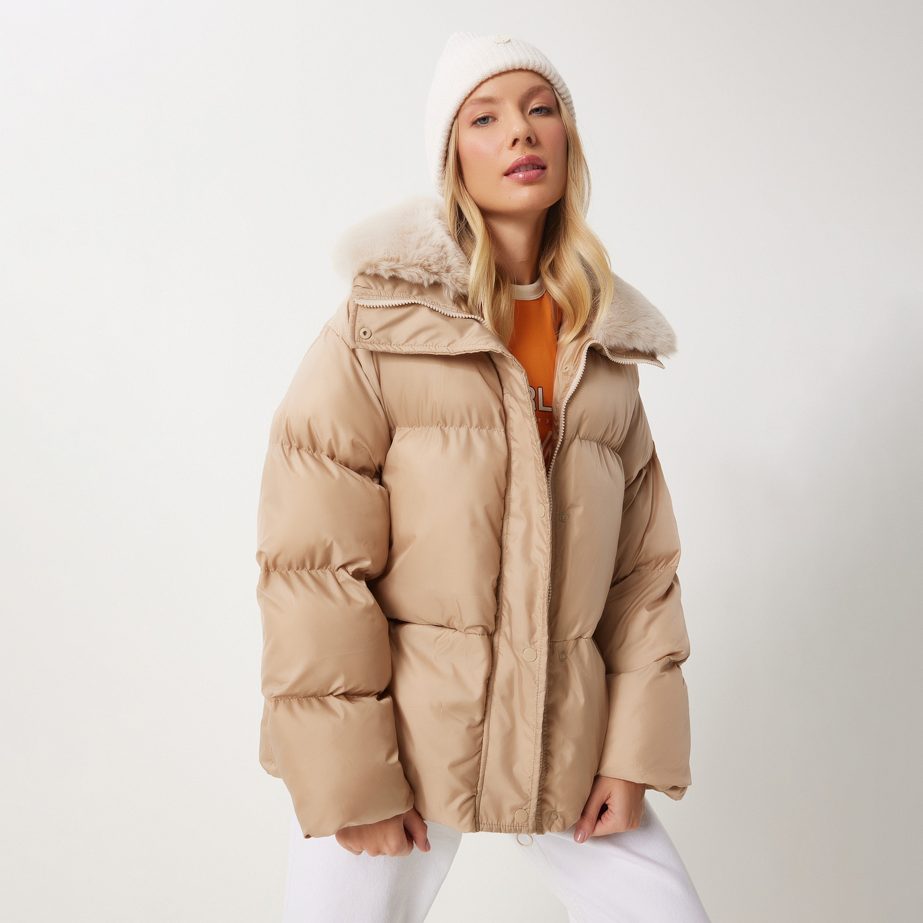 Happiness Istanbul Collared Women's Puffer Jacket-women-winterwear-coatsandjackets-jackets-image-1