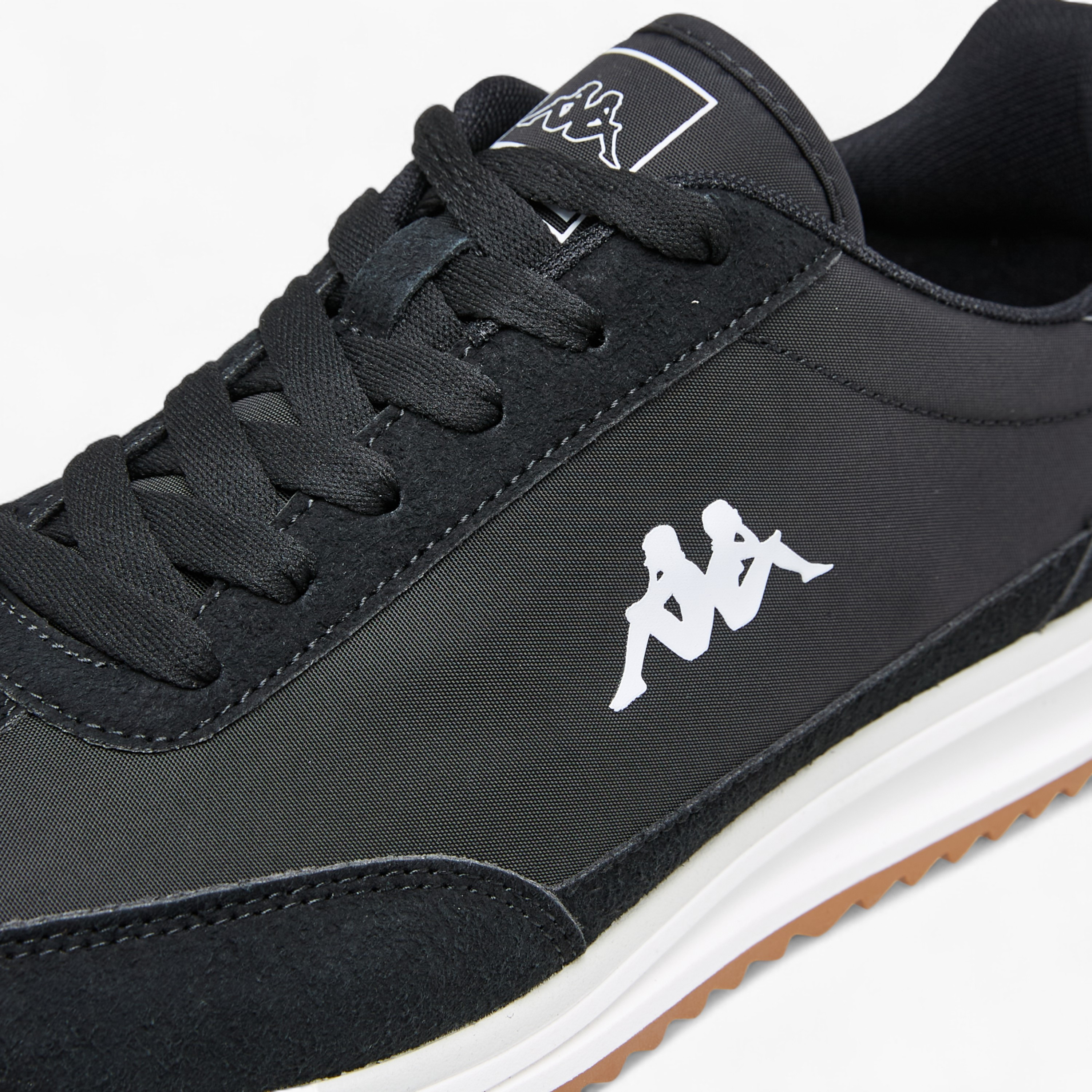 حذاء سنيكرز برباط إغلاق وطبعات شعار للرجال من كابا-men-shoes-sneakers-image-6