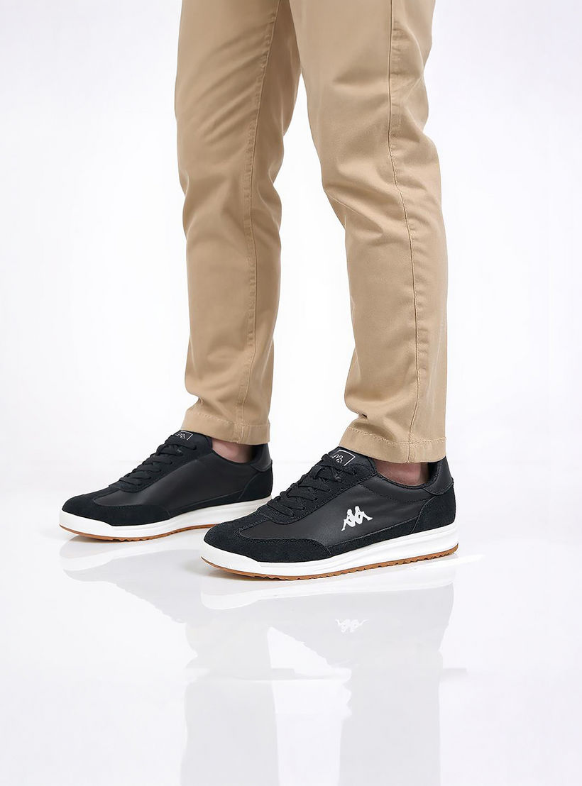 حذاء سنيكرز برباط إغلاق وطبعات شعار للرجال من كابا-men-shoes-sneakers-image-3