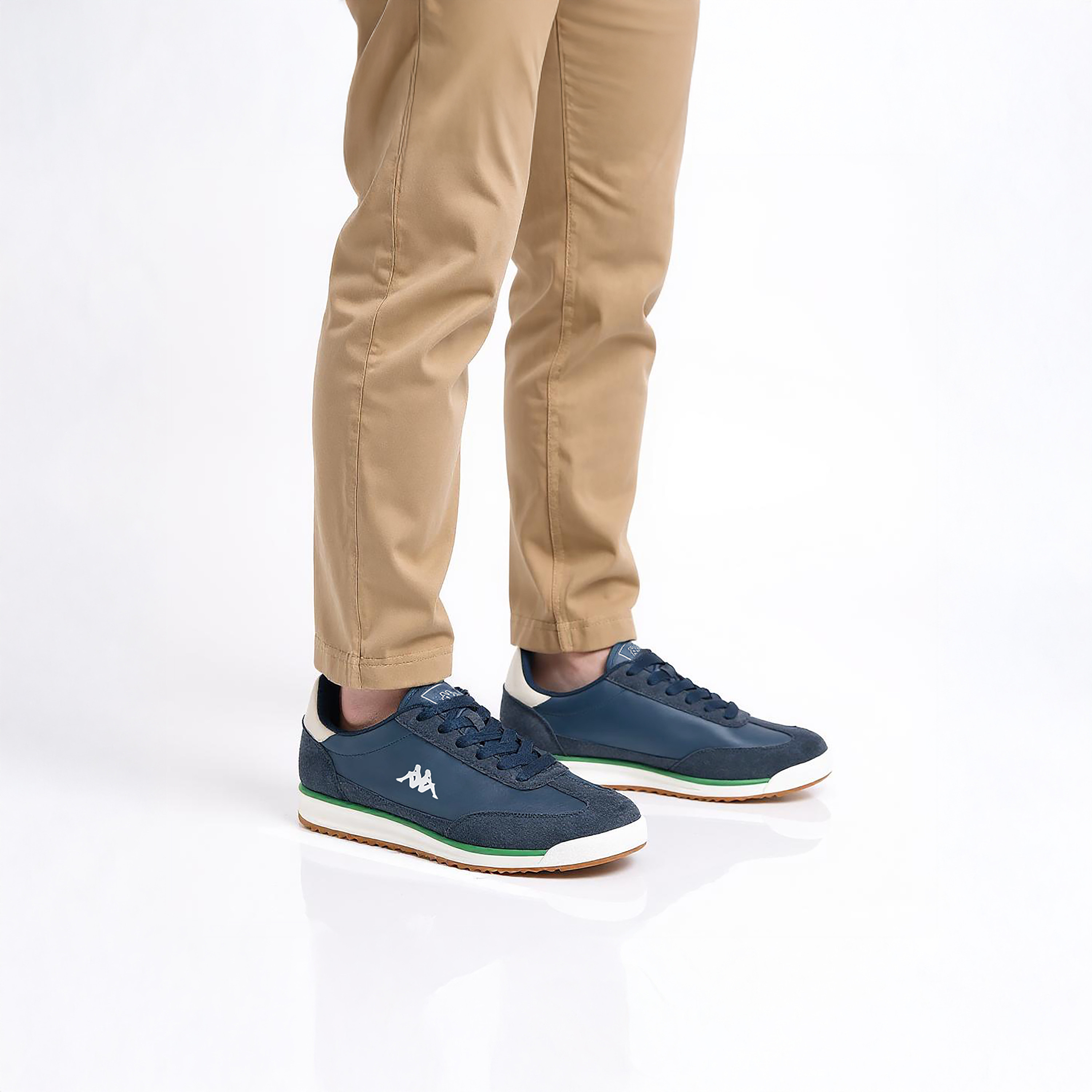 حذاء سنيكرز برباط إغلاق وطبعات شعار للرجال من كابا-men-shoes-sneakers-image-3