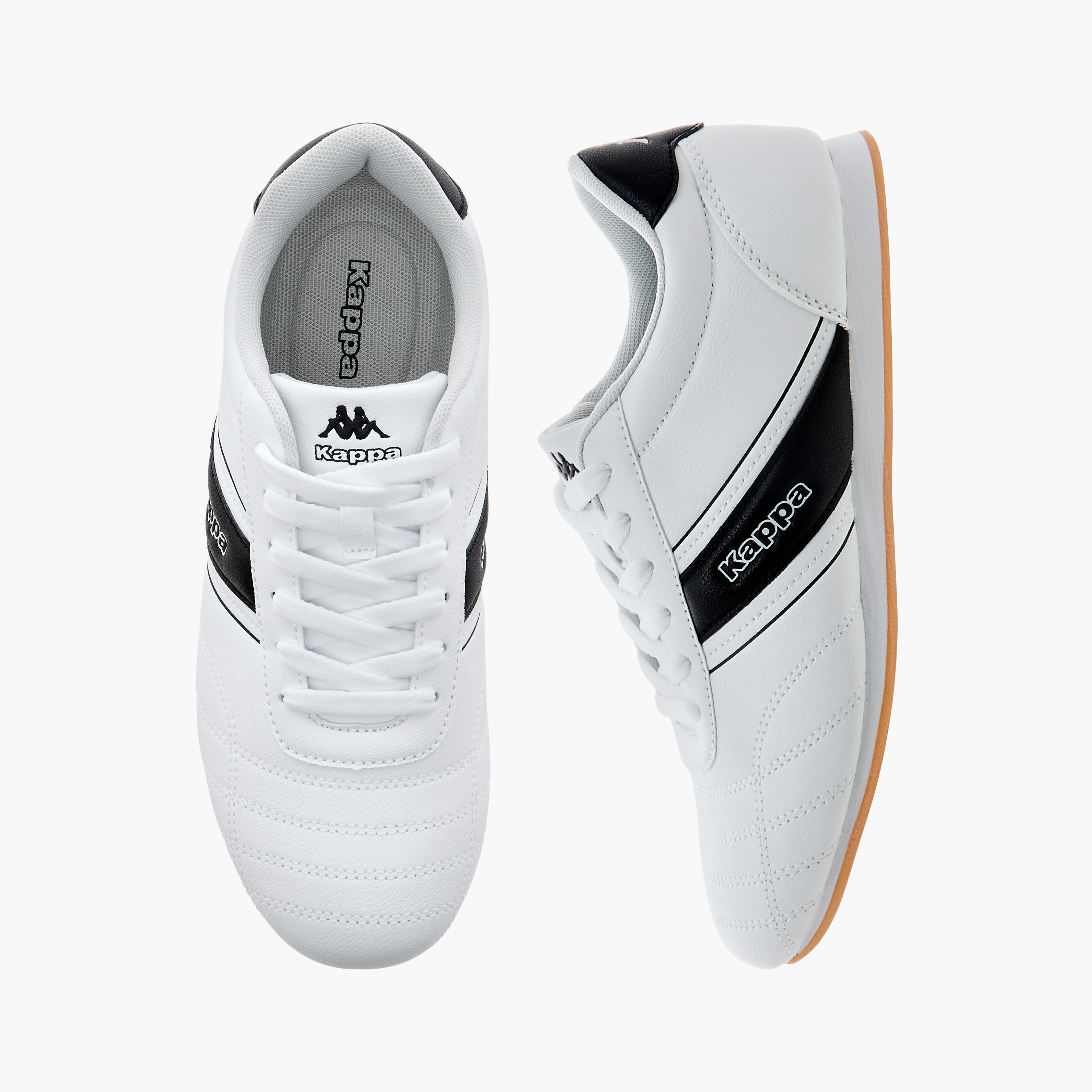 حذاء رياضي برباط وتفاصيل الشعار للنساء من كابا-women-shoes-sports-image-1