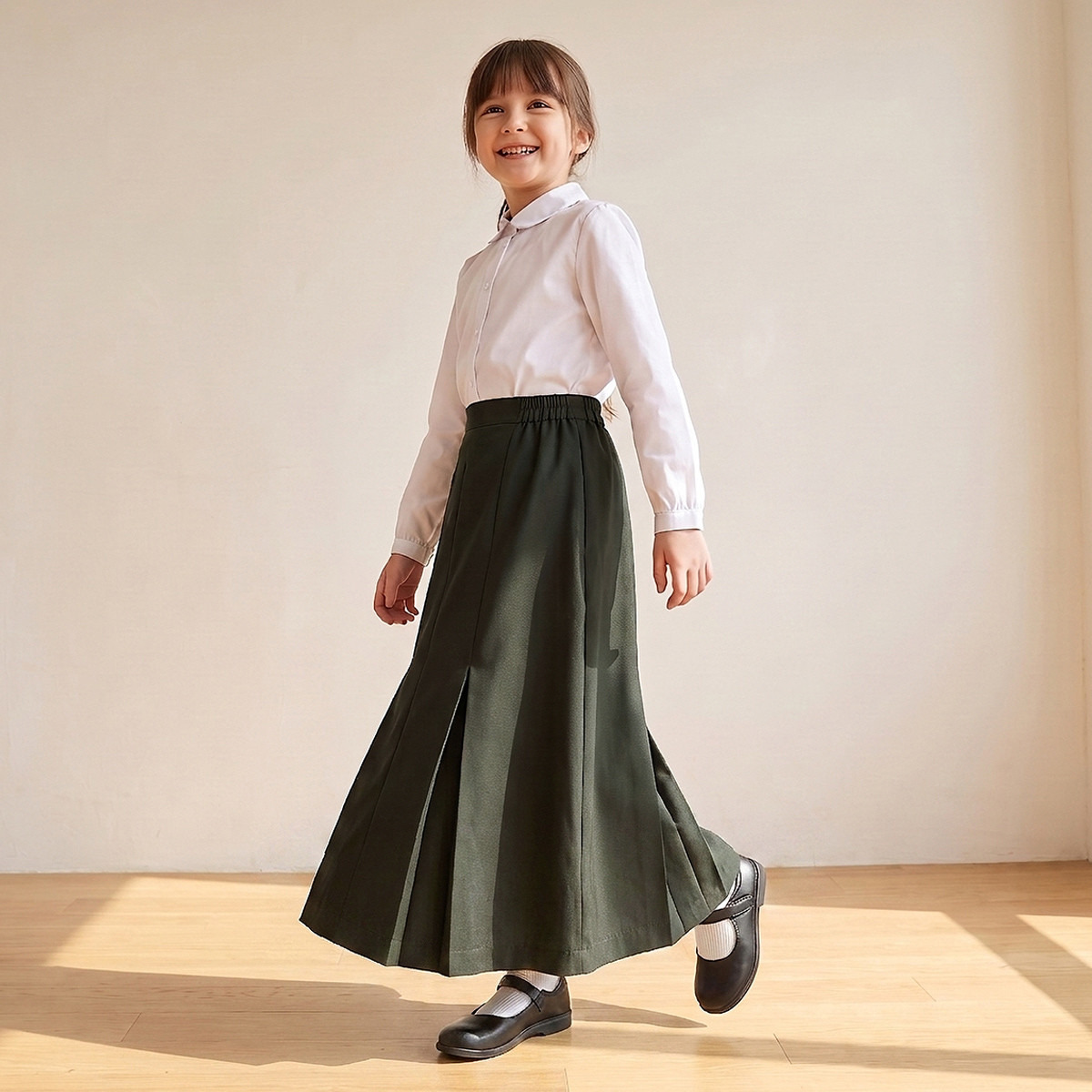 تنورة مدرسية خضراء بطول الركبة مع ثنيات مقلوبة للبنات-girls-clothing-schoolwear-bottoms-skirt-image-2