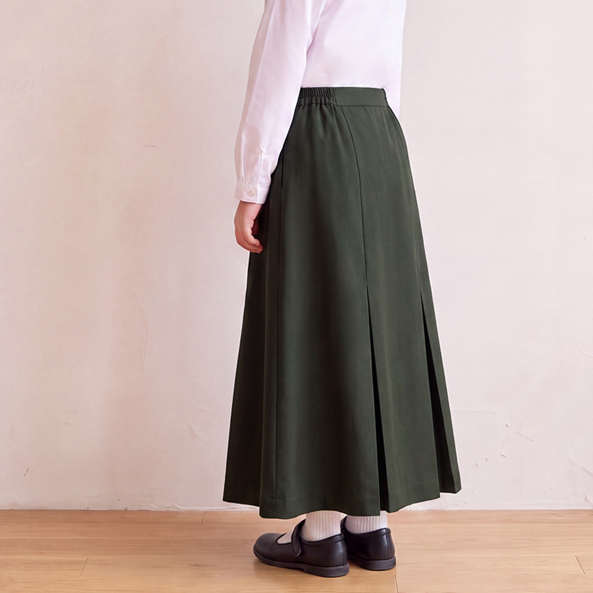 تنورة مدرسية خضراء بطول الركبة مع ثنيات مقلوبة للبنات-girls-clothing-schoolwear-bottoms-skirt-image-3
