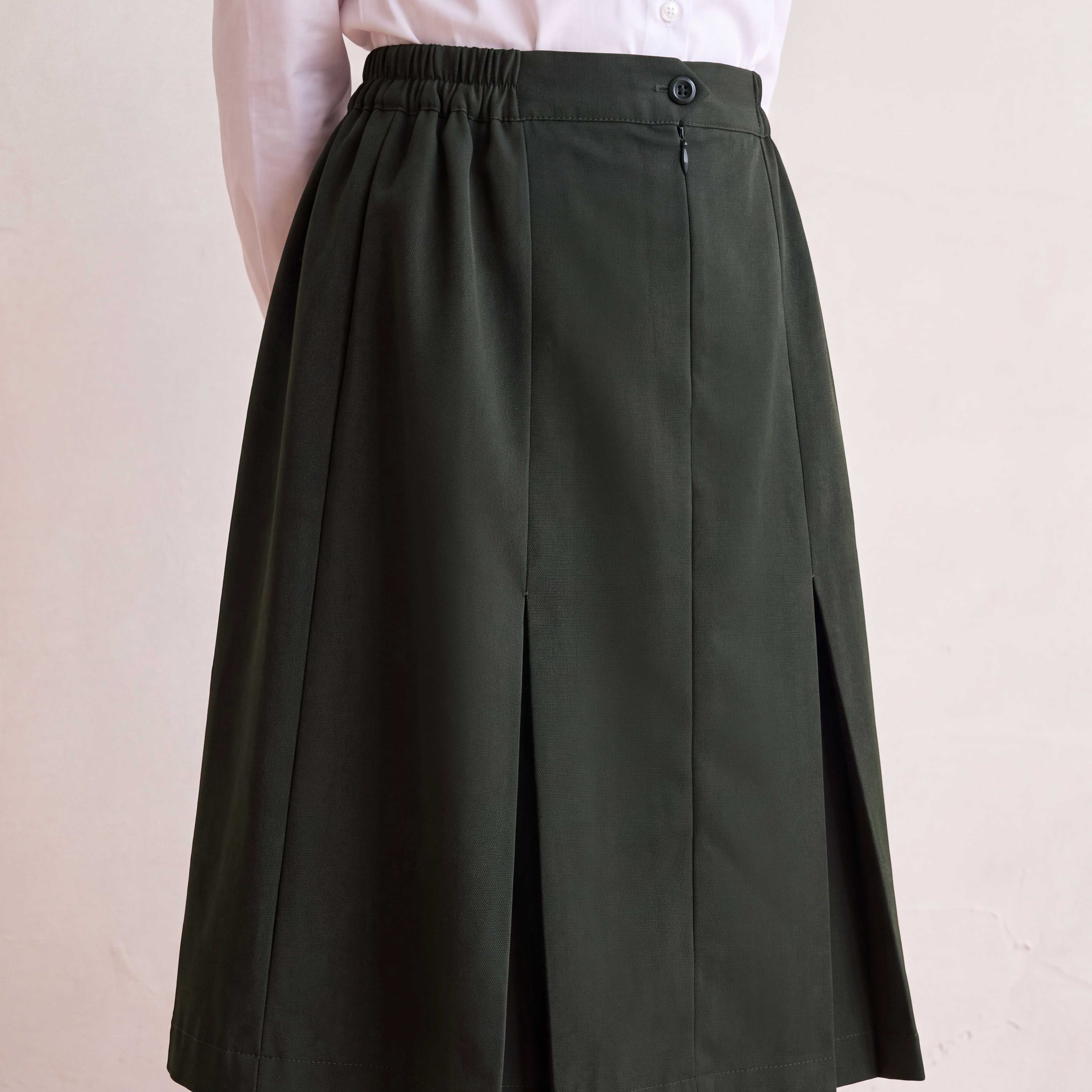 تنورة مدرسية خضراء بطول الركبة مع ثنيات مقلوبة للبنات-girls-clothing-schoolwear-bottoms-skirt-image-4