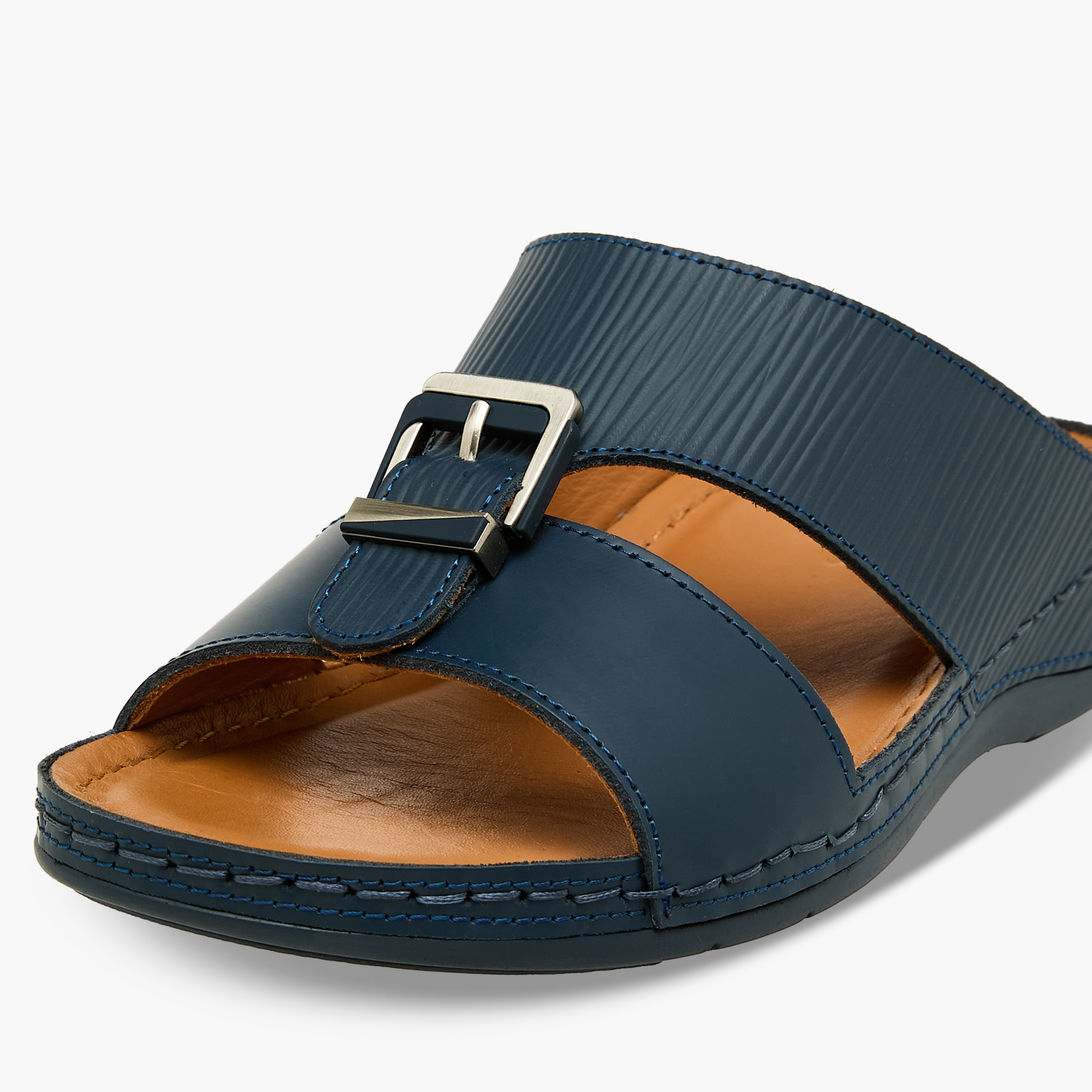 صندل عربي جلد بارز الملمس للأولاد من الواحة-boys-shoes-sandals-image-4