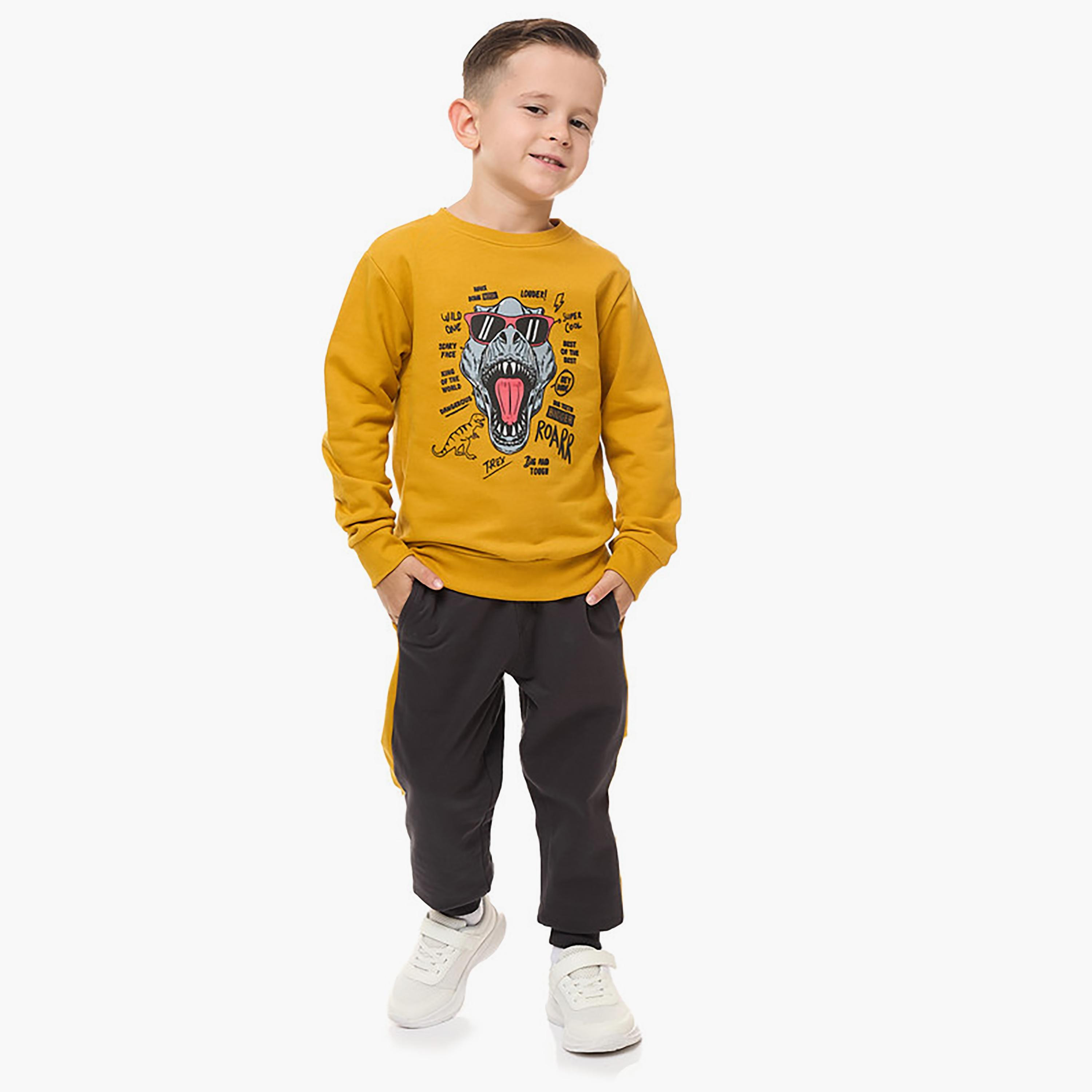 Victor and Jane 2-Piece Printed Long Sleeves T-Shirt with Joggers-baby-boys-clothing-winterwear-setsandcoords-image-2
