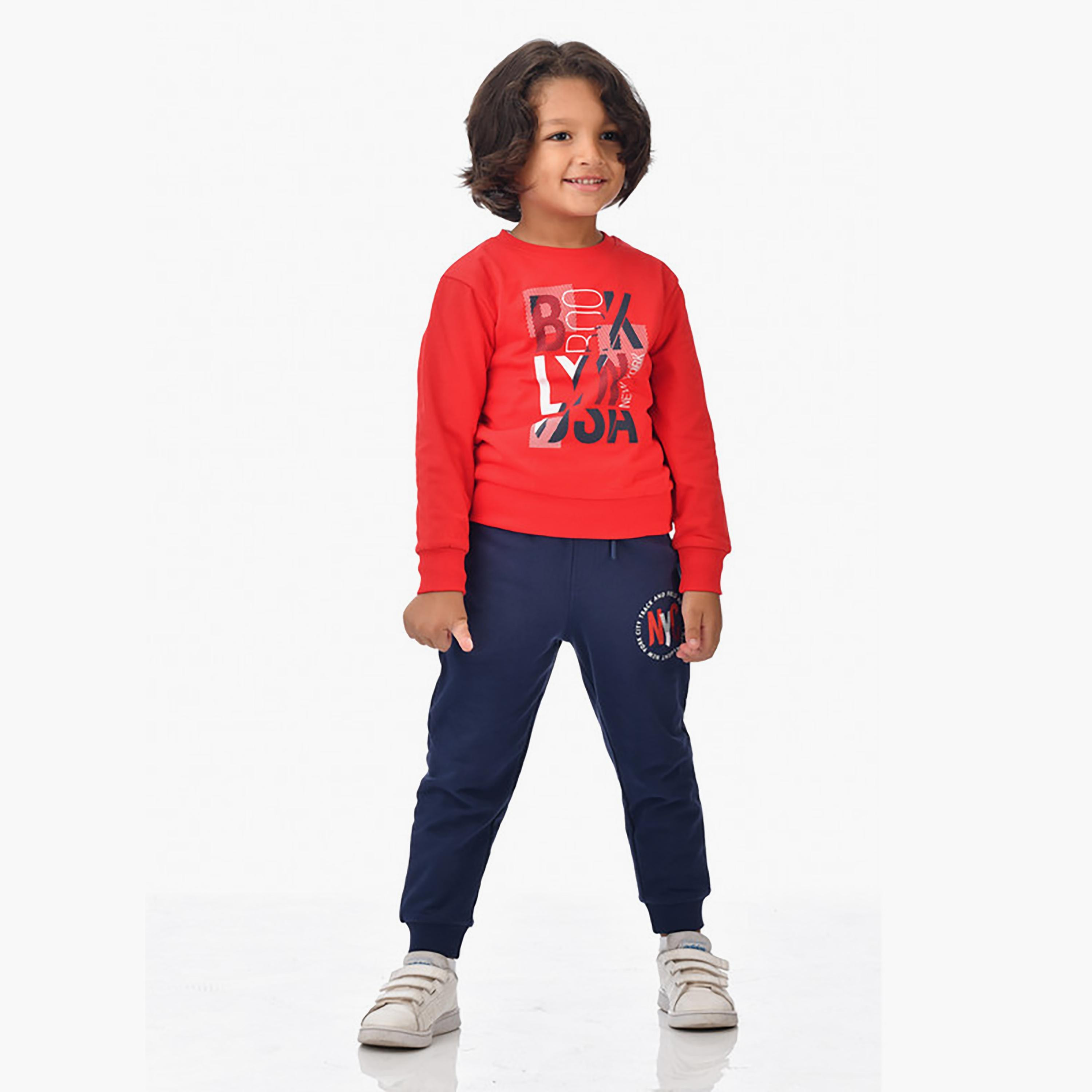 سويت شيرت بأكمام طويلة مطبوع  مع بنطال ركض قطعتين من فيكتور اند جين-baby-boys-clothing-winterwear-setsandcoords-image-1