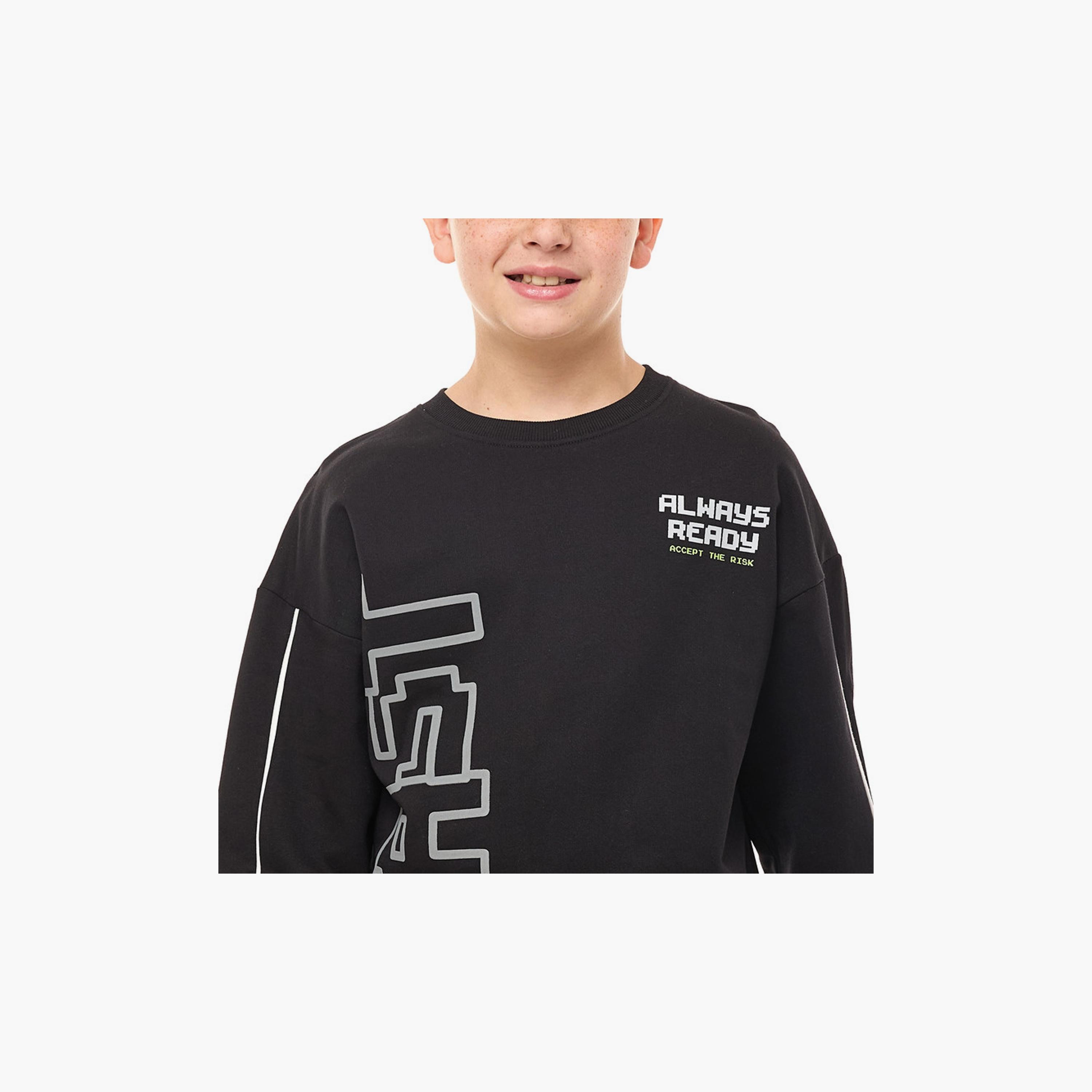 سويت شيرت بأكمام طويلة مطبوع  مع بنطال ركض قطعتين من فيكتور اند جين-cpkids-clothing-boys-winterwear-sets-image-4