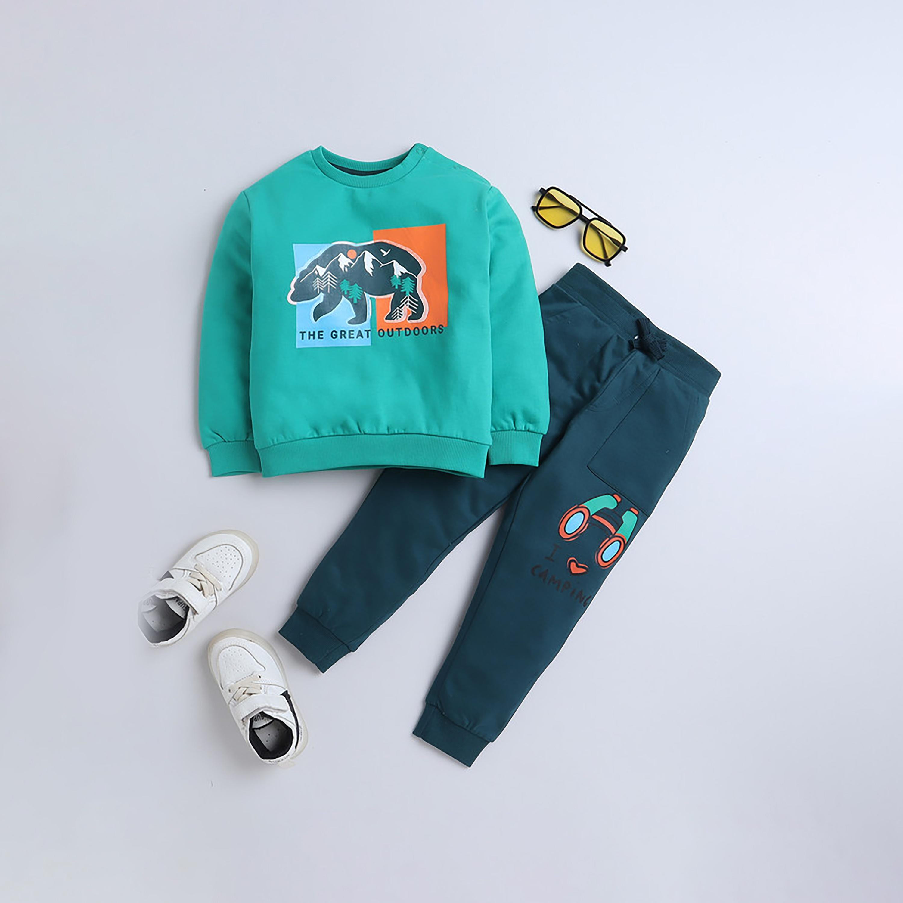 سويت شيرت بأكمام طويلة مطبوع  مع بنطال ركض قطعتين من فيكتور اند جين-baby-boys-clothing-winterwear-setsandcoords-image-5