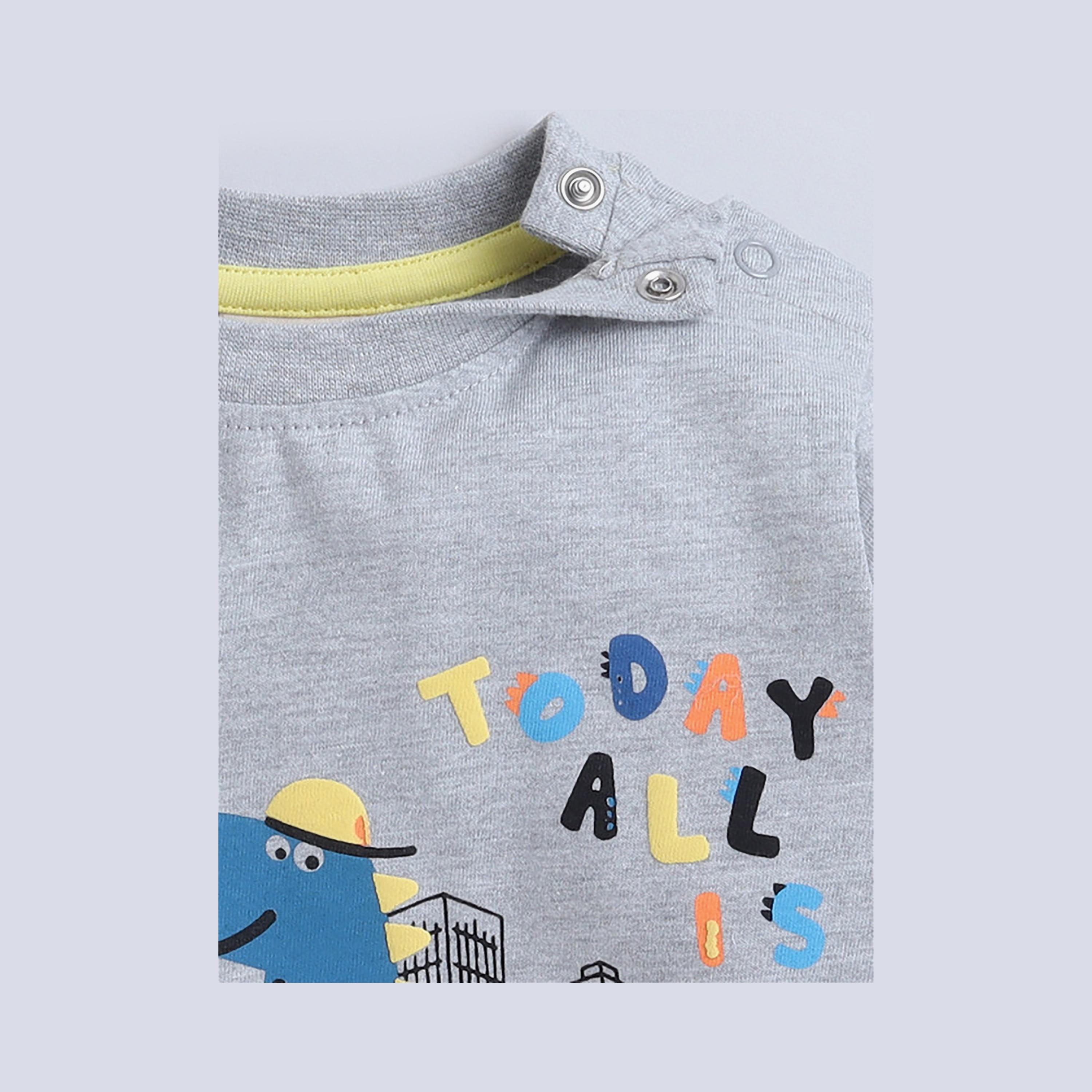 تي شيرت مطبوع، جاكيت وبنطال رياضي 3 قطع من فيكتور اند جين-baby-boys-clothing-winterwear-setsandcoords-image-4