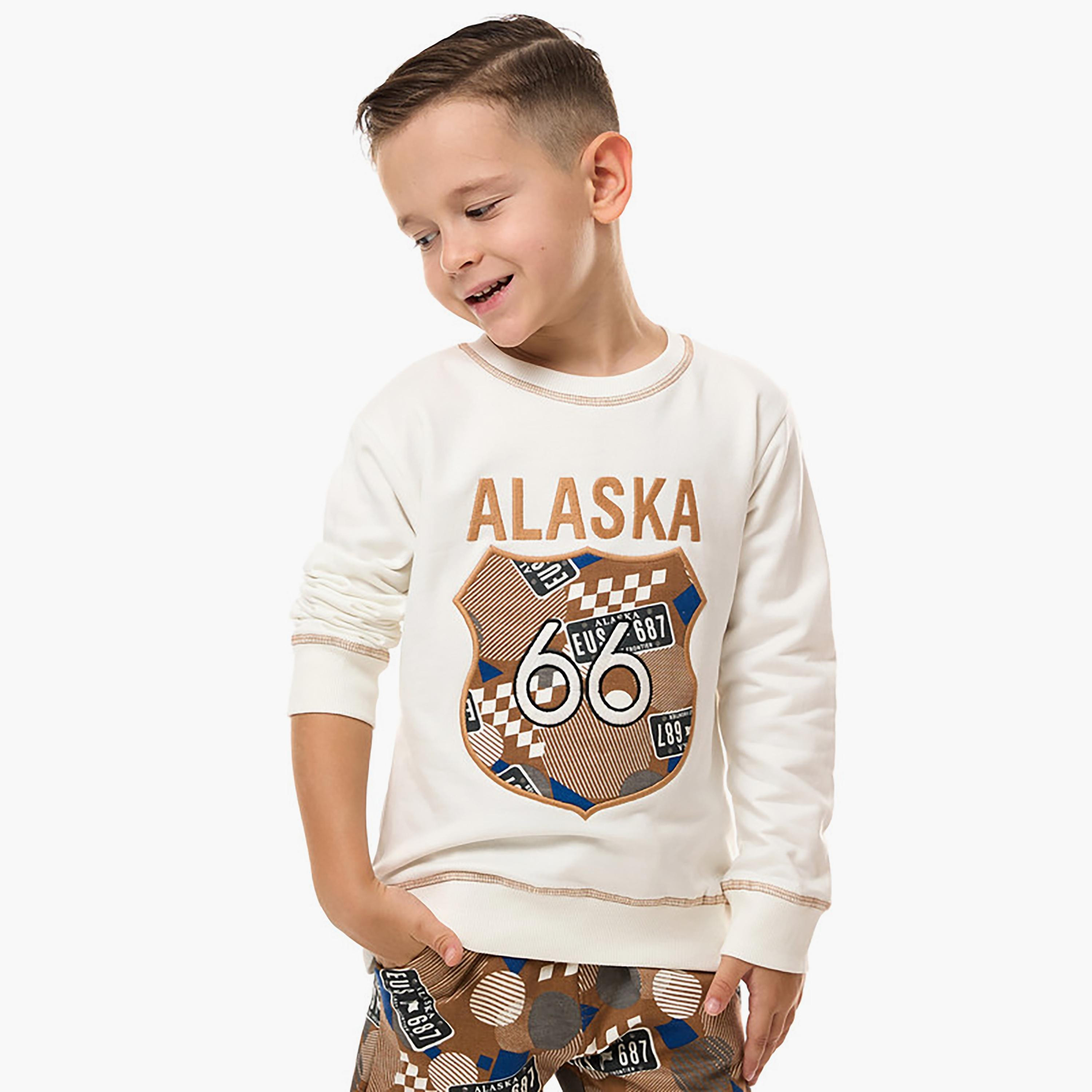 سويت شيرت بأكمام طويلة مطبوع  مع بنطال ركض قطعتين من فيكتور اند جين-baby-boys-clothing-winterwear-setsandcoords-image-4