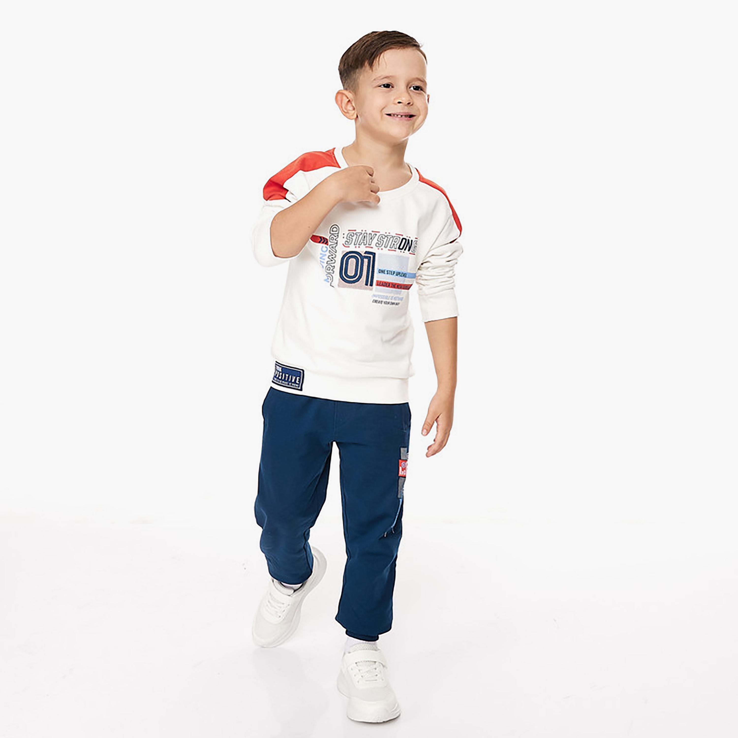 سويت شيرت بأكمام طويلة مطبوع  مع بنطال ركض قطعتين من فيكتور اند جين-baby-boys-clothing-winterwear-setsandcoords-image-5
