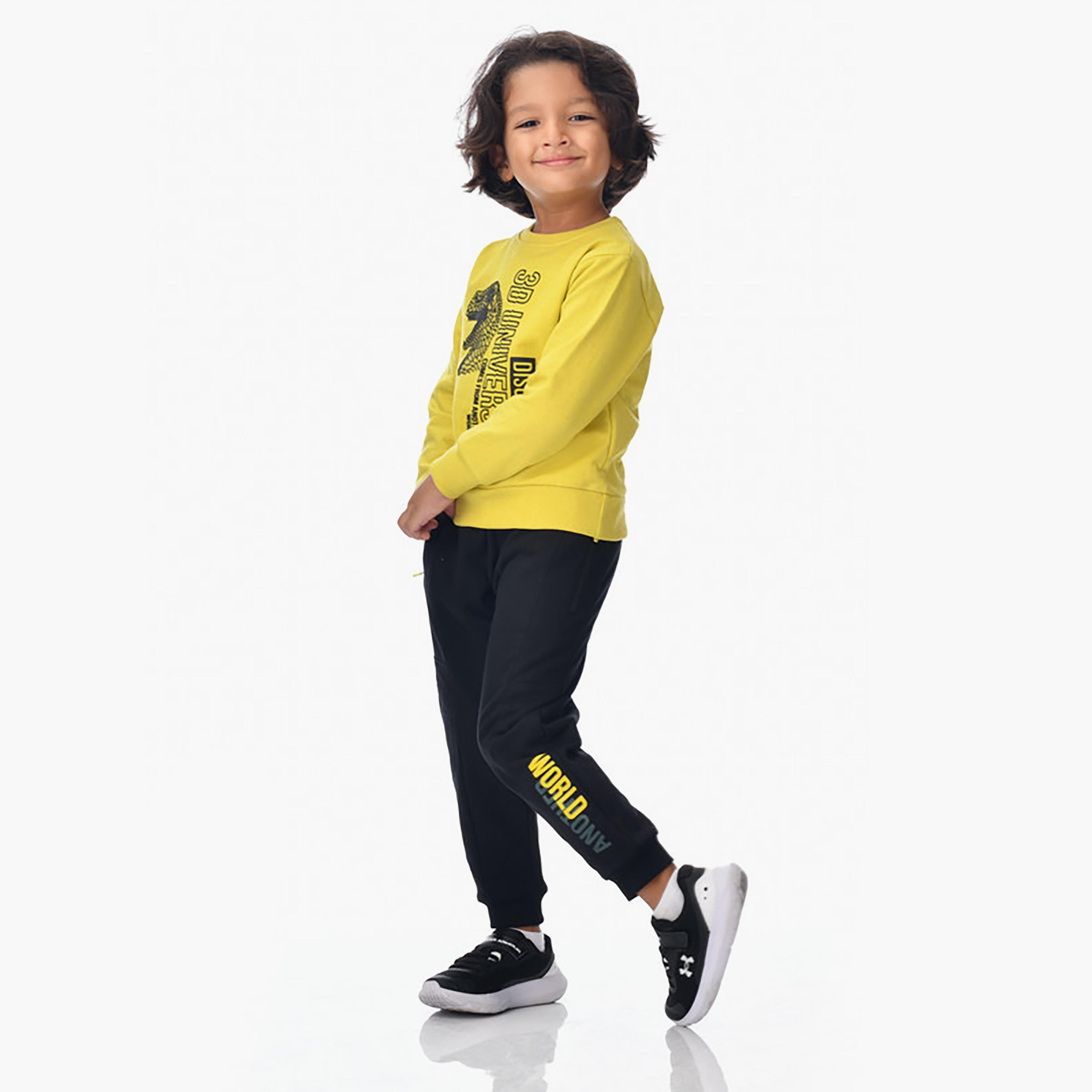 سويت شيرت بأكمام طويلة مطبوع  مع بنطال ركض قطعتين من فيكتور اند جين-baby-boys-clothing-winterwear-setsandcoords-image-3