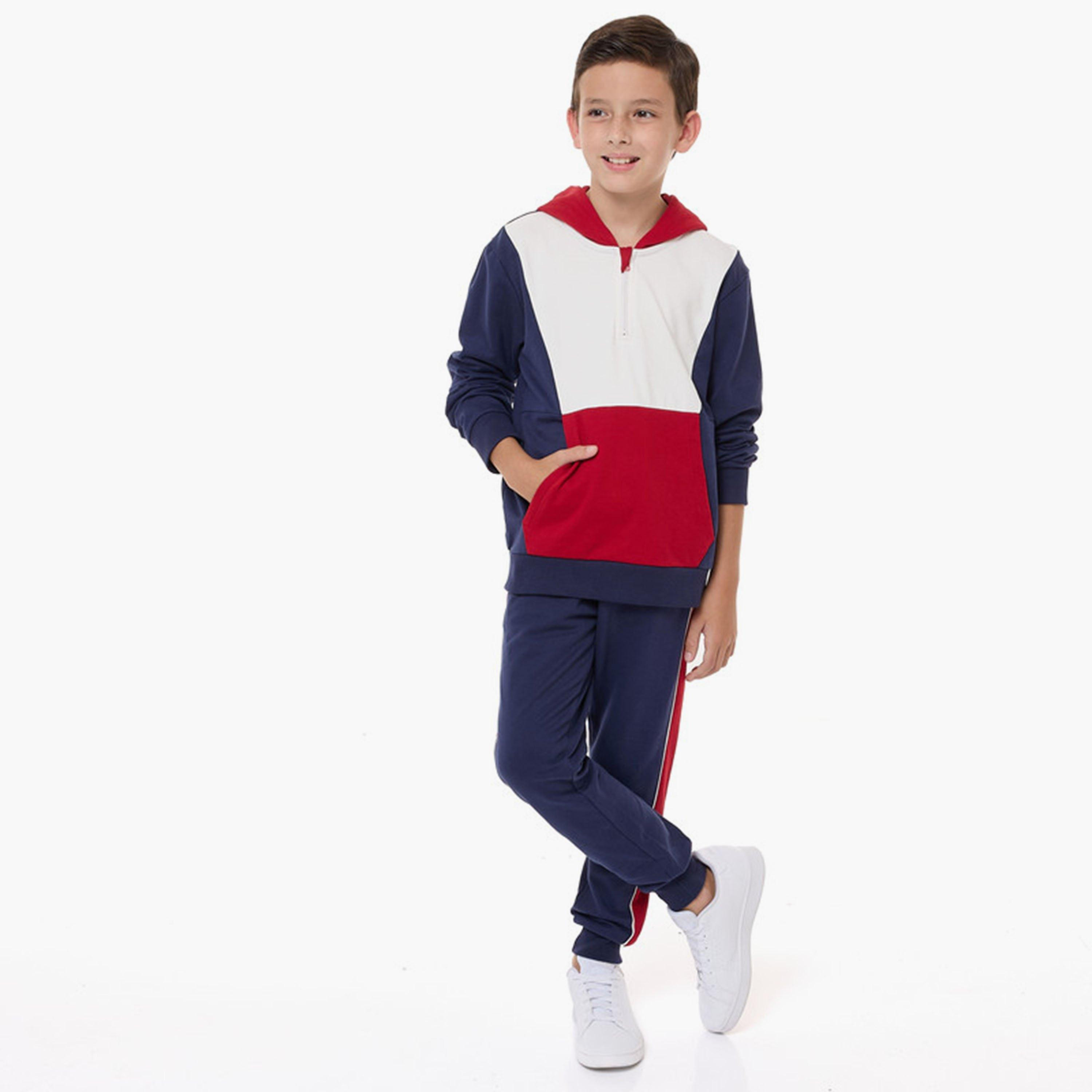 هودي ملون بأكمام طويلة مع بنطال ركض قطعتين من فيكتور اند جين-baby-boys-clothing-winterwear-setsandcoords-image-5