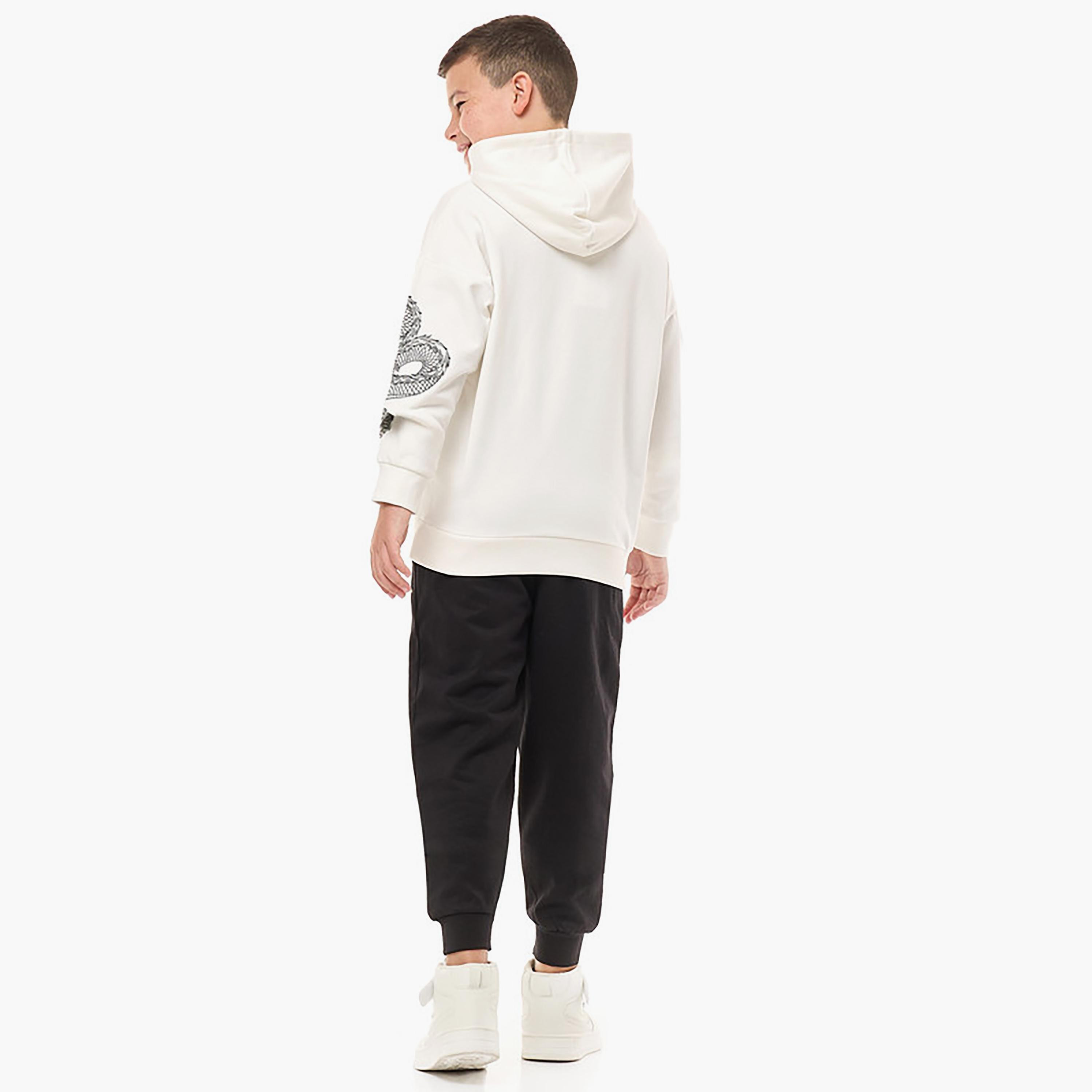 هودي بأكمام طويلة مطبوع مع بنطلون ركض قطعتين من فيكتور اند جين-boys-clothing-setsandcoords-image-3