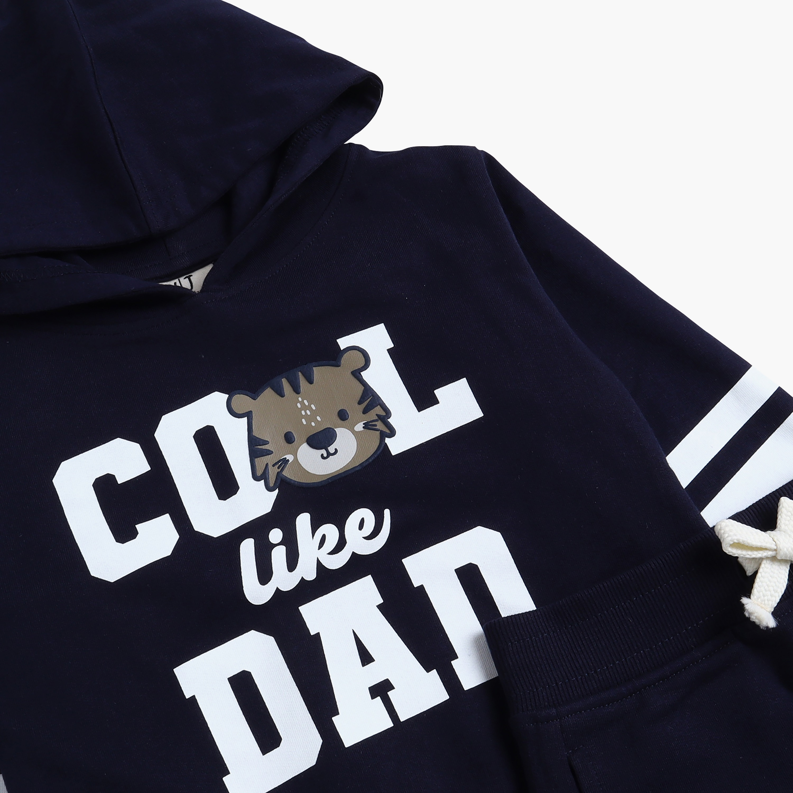 طقم من قطعتين هودي وبنطلون رياضي بطبعة كول لايك داد من فيكتور اند جين-boys-clothing-setsandcoords-image-6