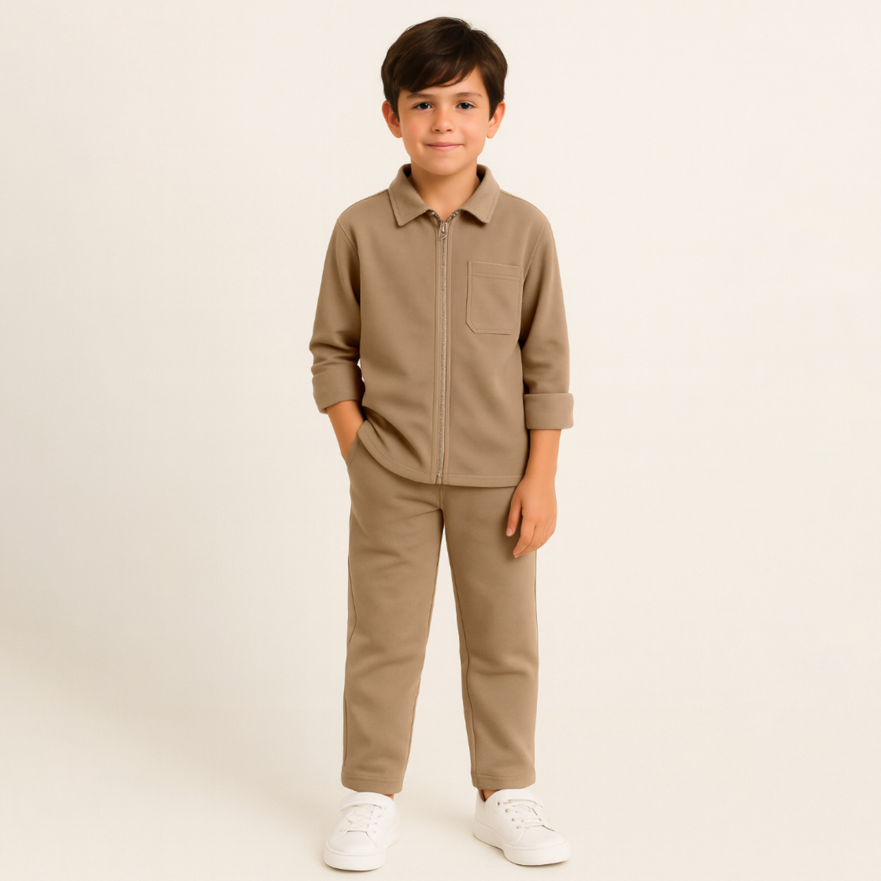طقم من قطعتين سويت شيرت سادة مع بنطلون من فيكتور اند جين-baby-boys-clothing-winterwear-setsandcoords-image-1