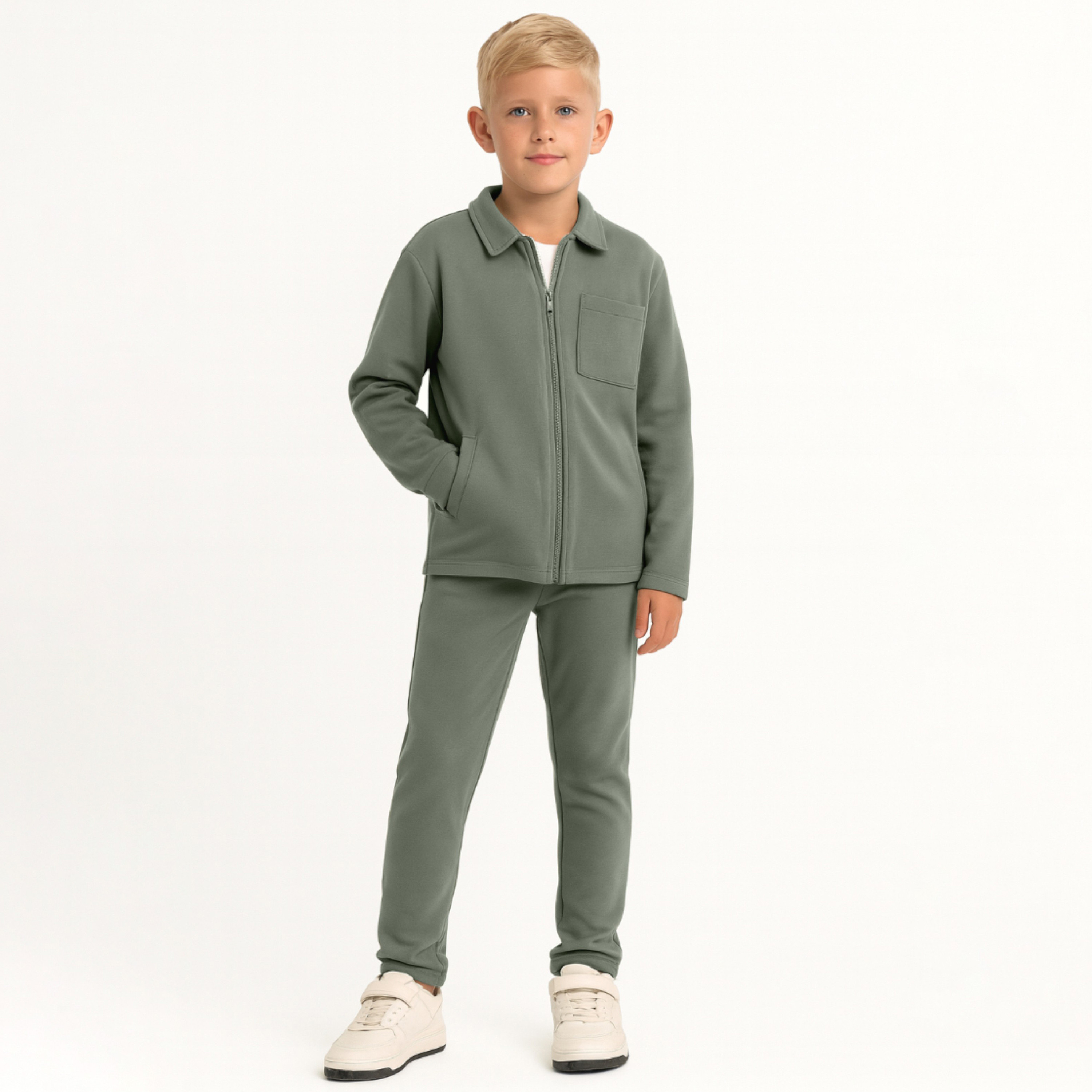طقم من قطعتين سويت شيرت سادة مع بنطلون من فيكتور اند جين-baby-boys-clothing-winterwear-setsandcoords-image-1