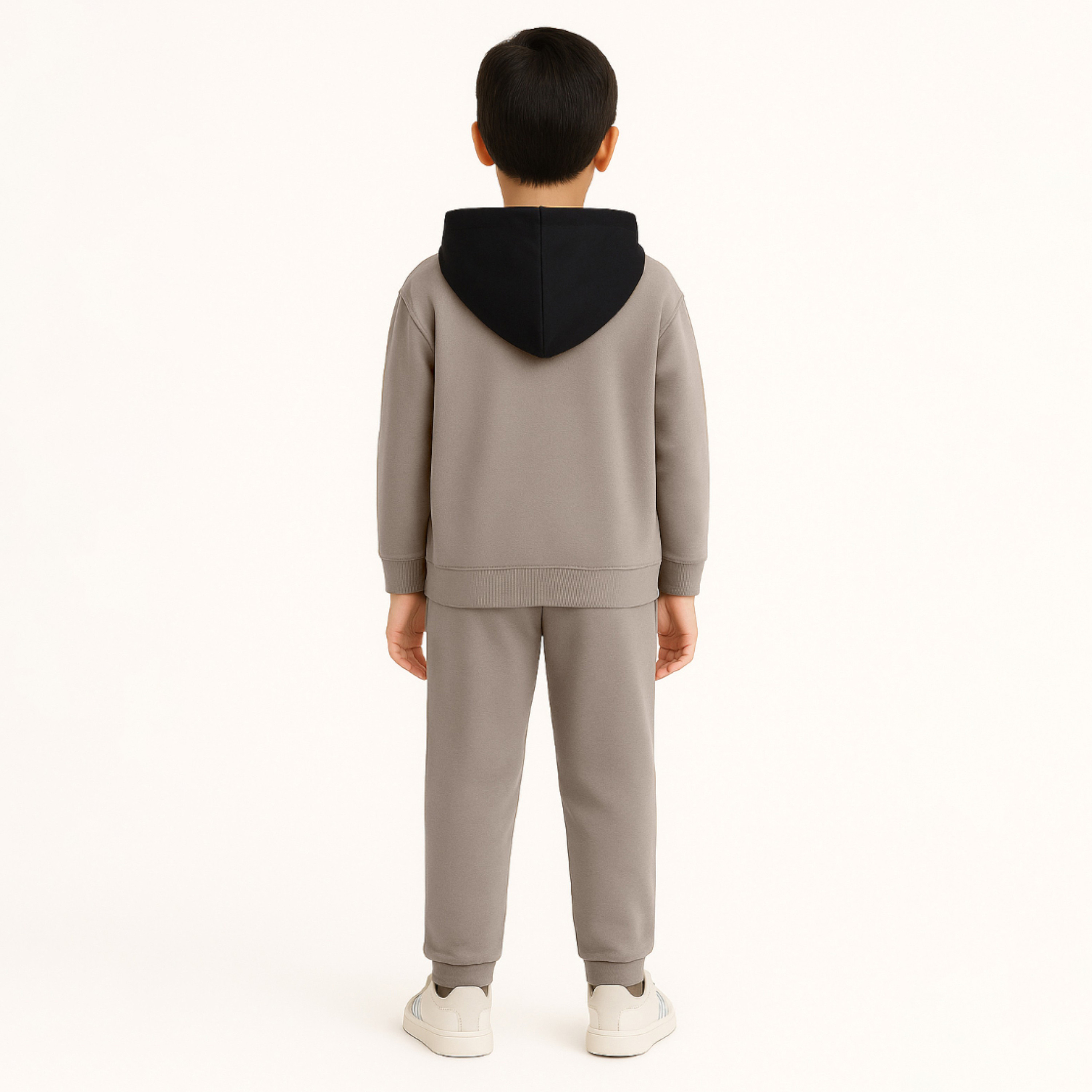طقم من قطعتين هودي وبنطلون رياضي بطبعة رقعة باريس من فيكتور اند جين-baby-boys-clothing-winterwear-setsandcoords-image-2