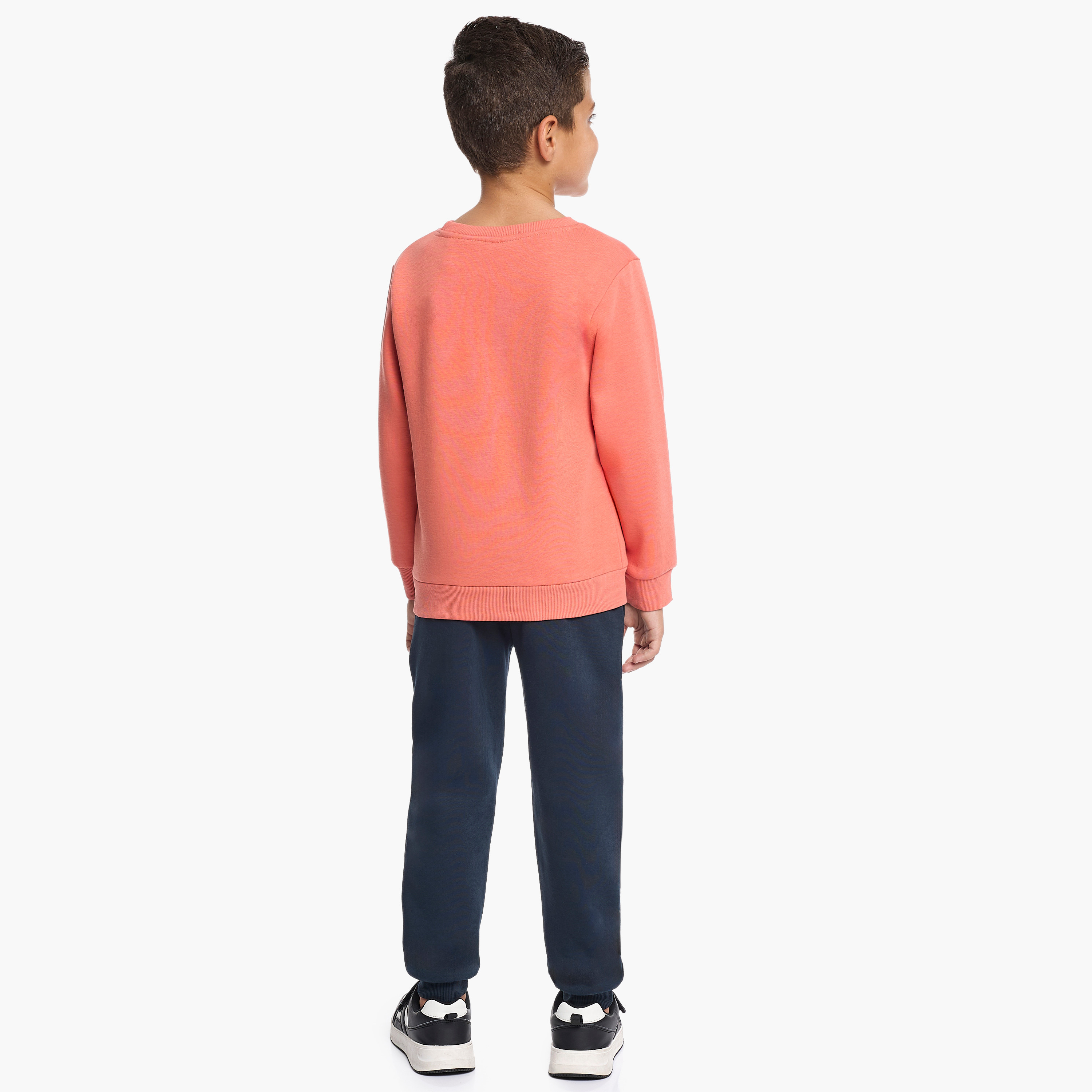 طقم من قطعتين سويت شيرت وبنطلون رياضي بطبعة ليف ذا جيم من فيكتور اند جين-baby-boys-clothing-winterwear-setsandcoords-image-3