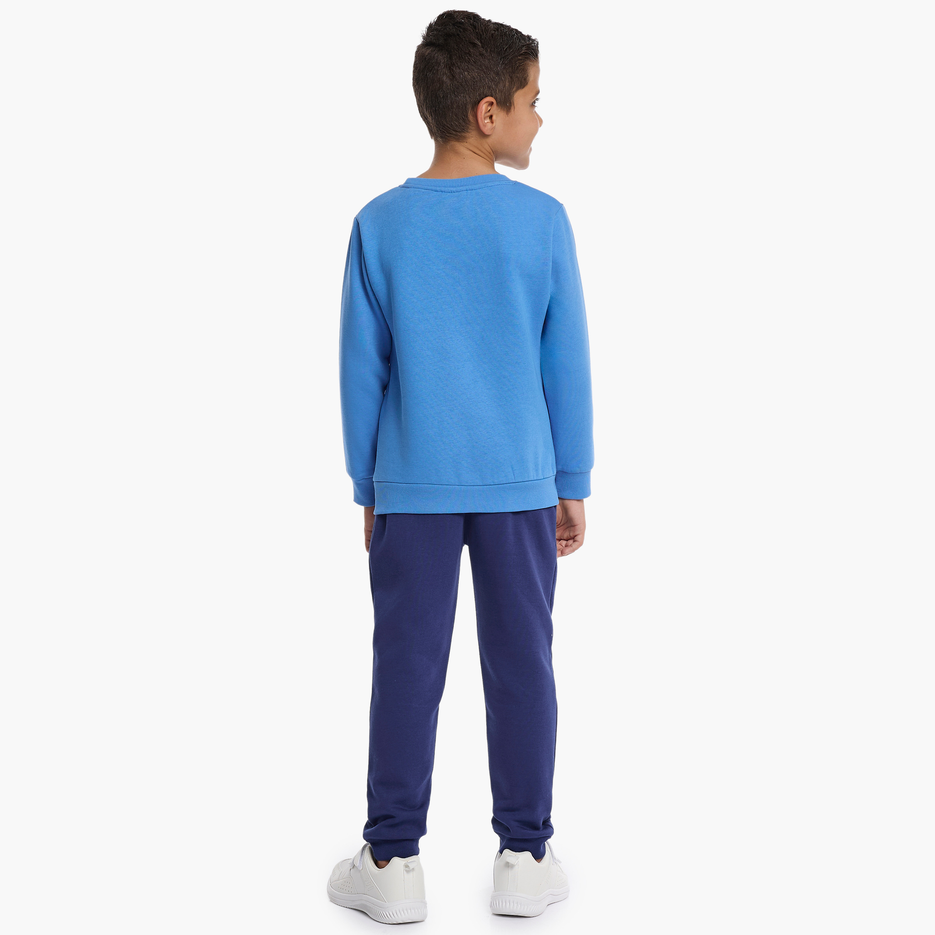 طقم من قطعتين سويت شيرت وبنطلون رياضي بطبعة من فيكتور اند جين-baby-boys-clothing-winterwear-setsandcoords-image-3