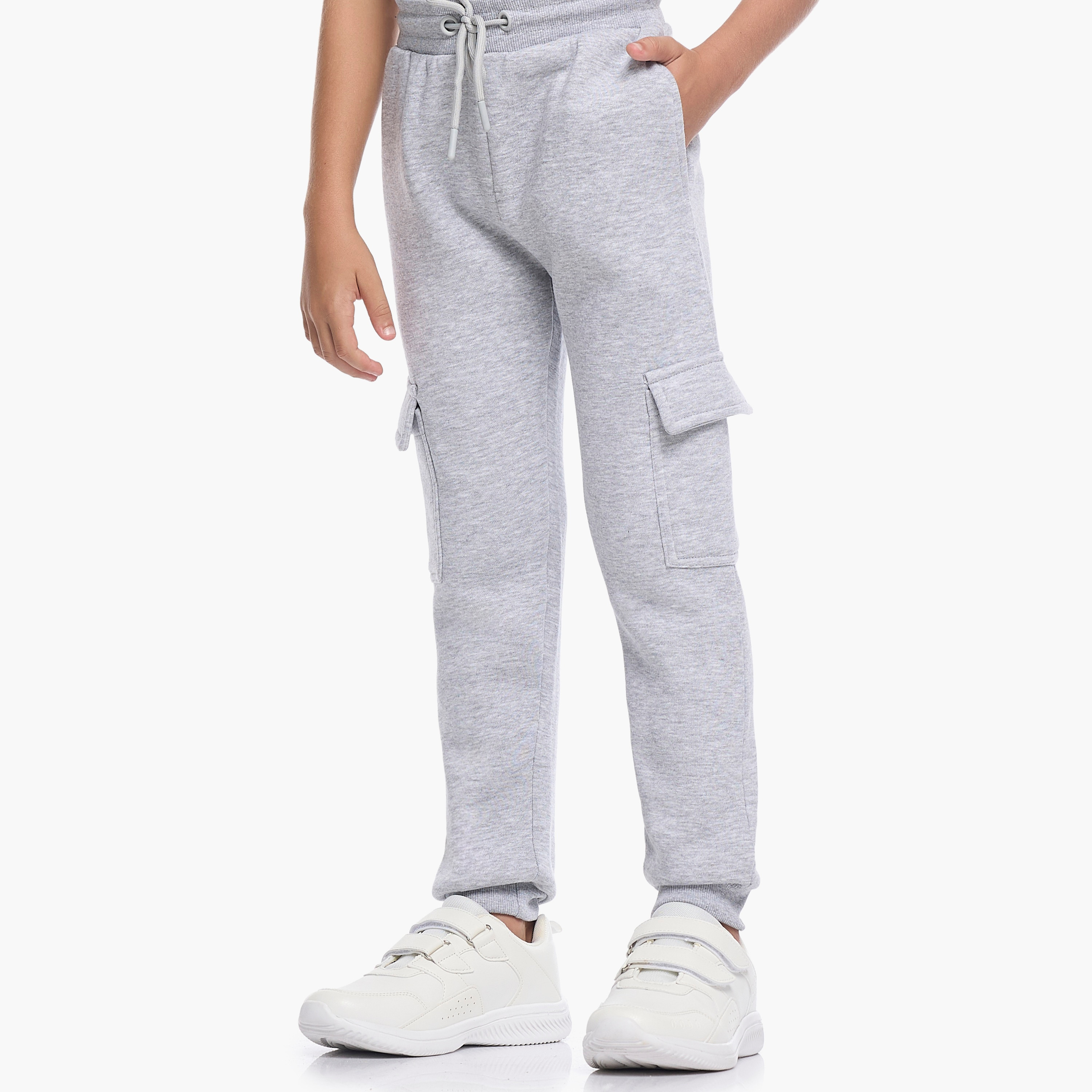 طقم من قطعتين سويت شيرت وبنطلون رياضي سادة من فيكتور اند جين-baby-boys-clothing-winterwear-setsandcoords-image-1