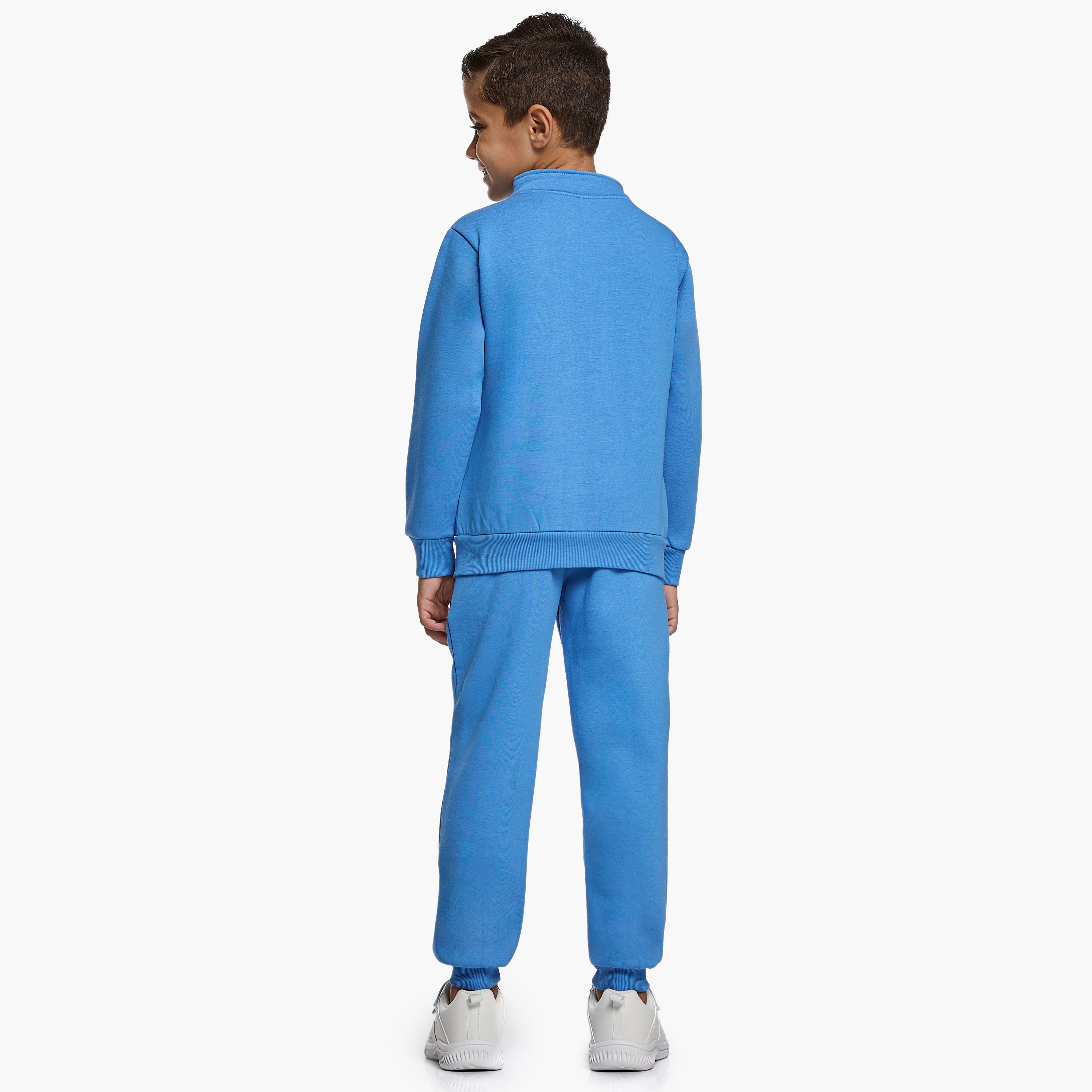 طقم من قطعتين جاكيت وبنطلون رياضي بطبعة أوفر ذا توب من فيكتور اند جين-baby-boys-clothing-winterwear-setsandcoords-image-3