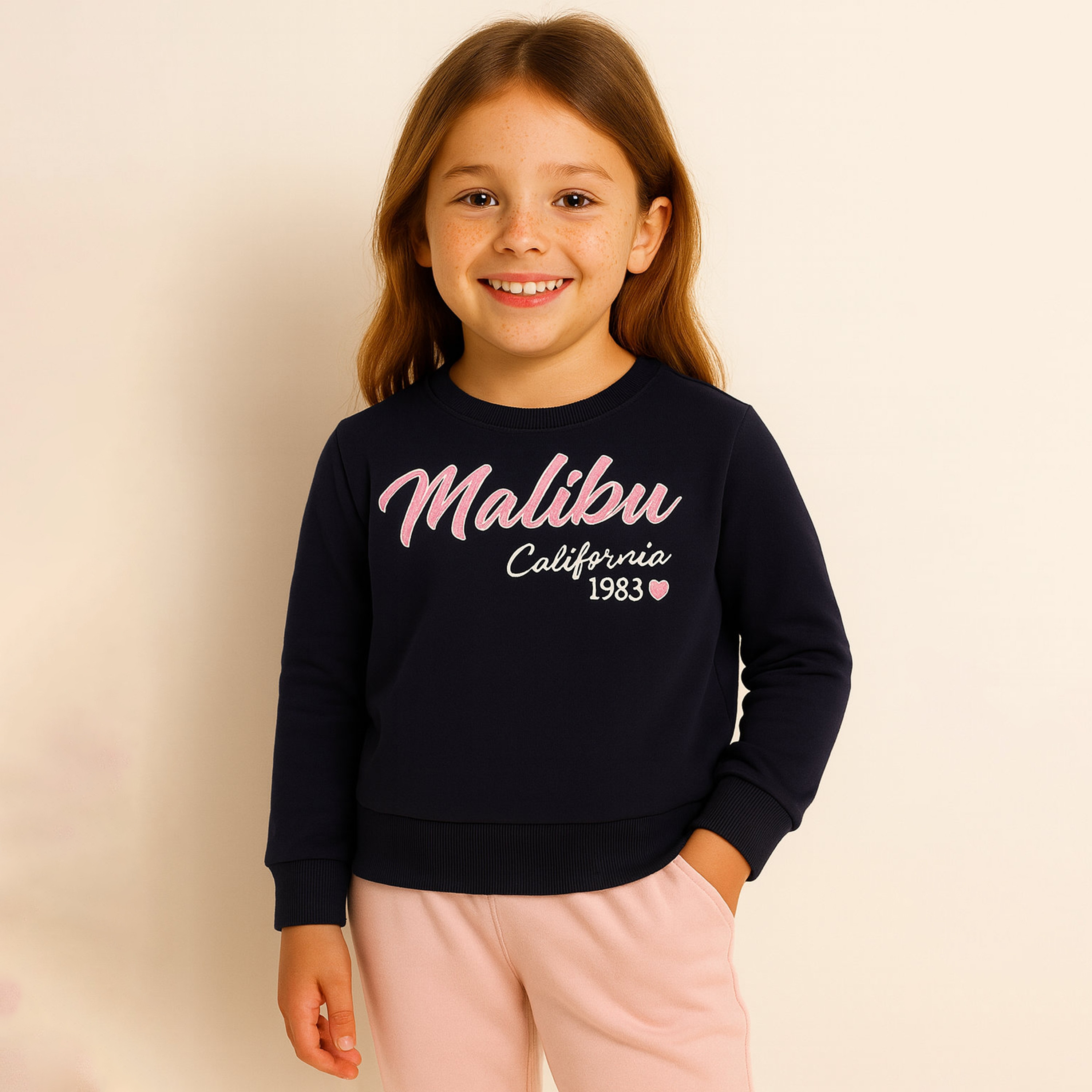 سويت شيرت بطبعة ماليبو كاليفورنيا 1983 من فيكتور اند جين-girls-clothing-winterwear-sweatshirts-image-1