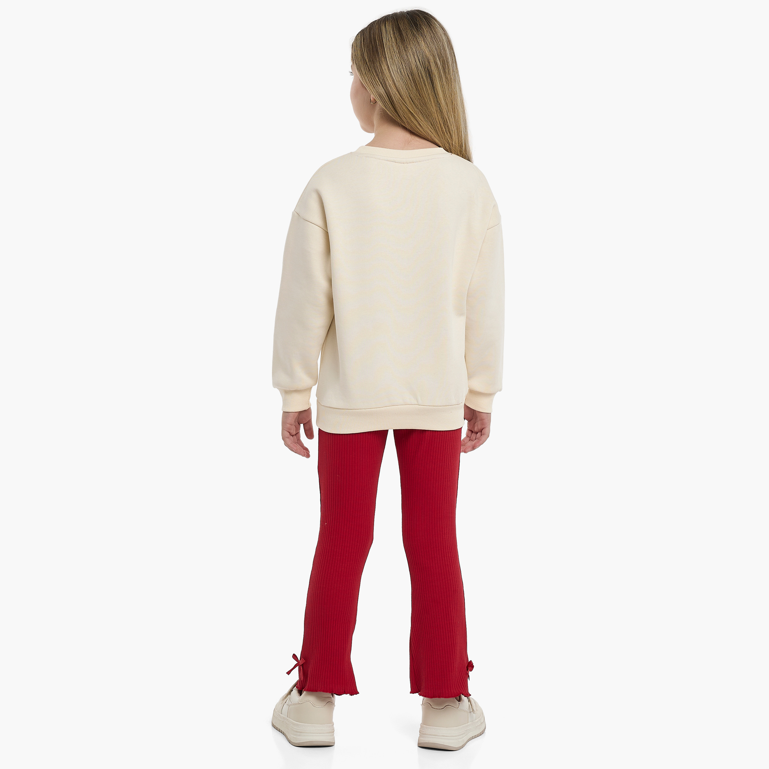 طقم من قطعتين سويت شيرت وبنطلون ليجينج بطبعة دب من فيكتور اند جين-girls-clothing-winterwear-setsandcoords-image-4
