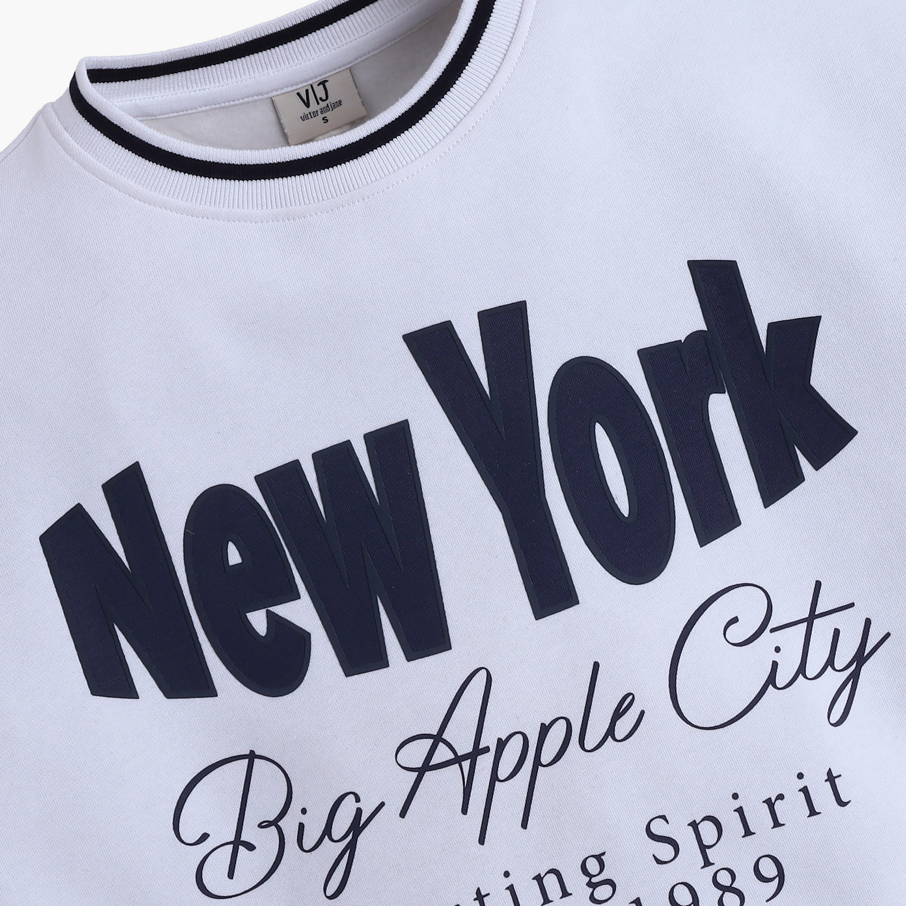 Victor and Jane New York Big Apple Printed Sweatshirt-girls-clothing-winterwear-sweatshirts-image-5