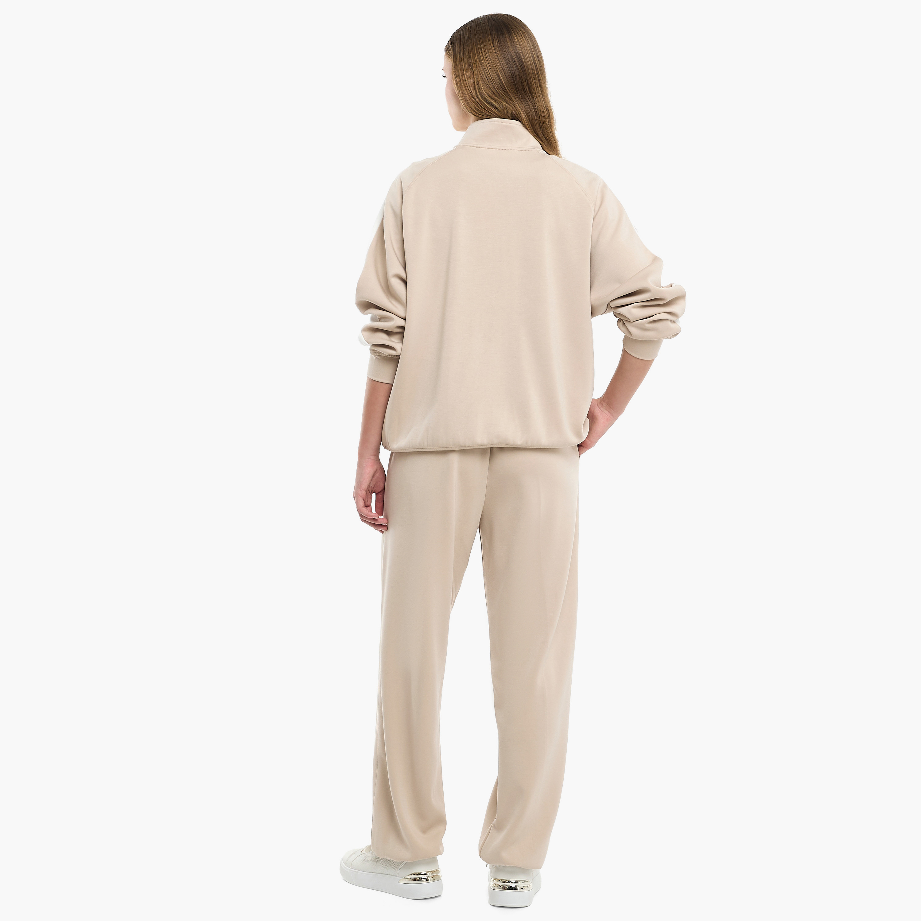 طقم من قطعتين جاكيت وبنطلون رياضي سادة من فيكتور اند جين-girls-clothing-winterwear-setsandcoords-image-3