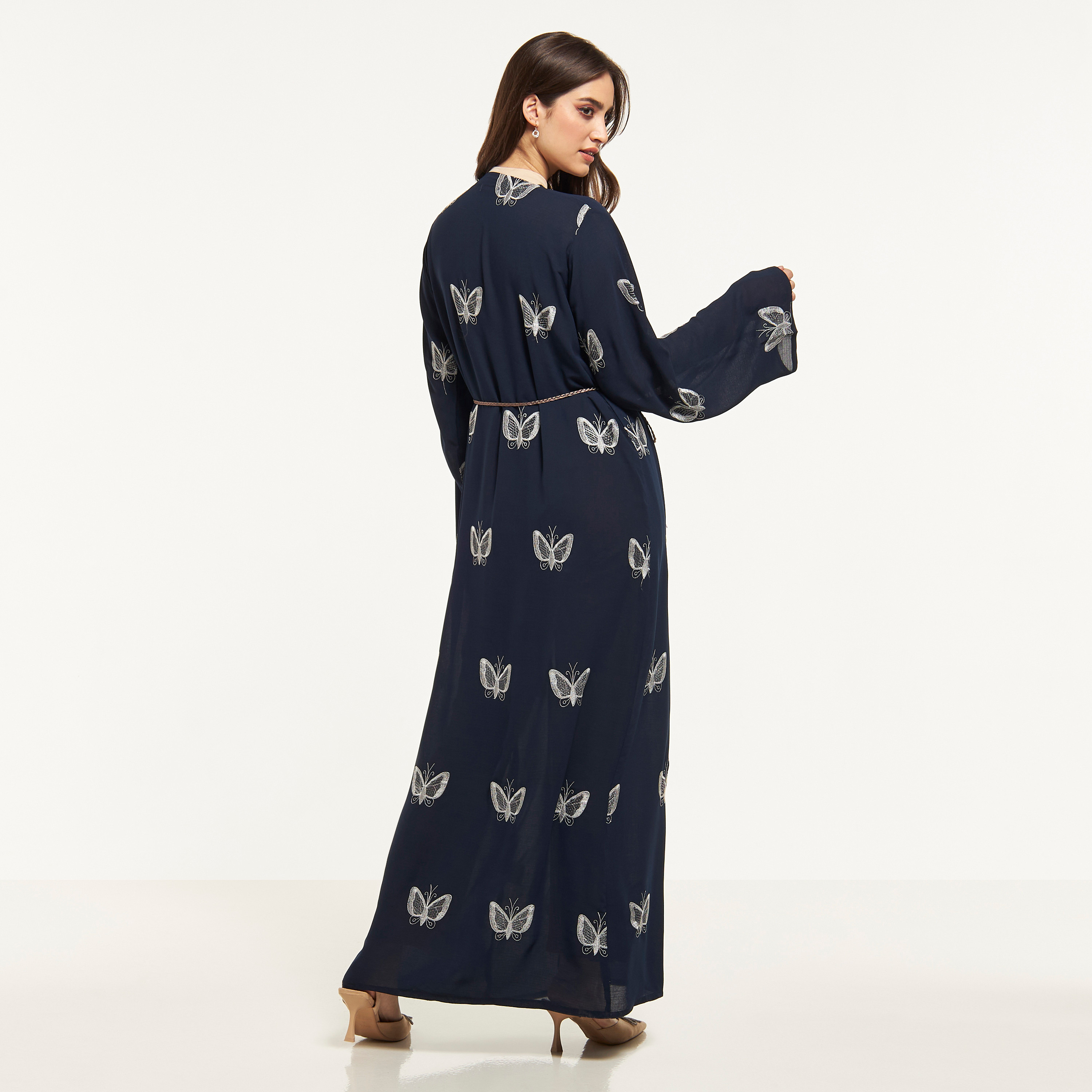 عباية بتطريز فراشة مع حجاب وحزام ربط من مليكة-women-arabicclothing-abayas-image-5