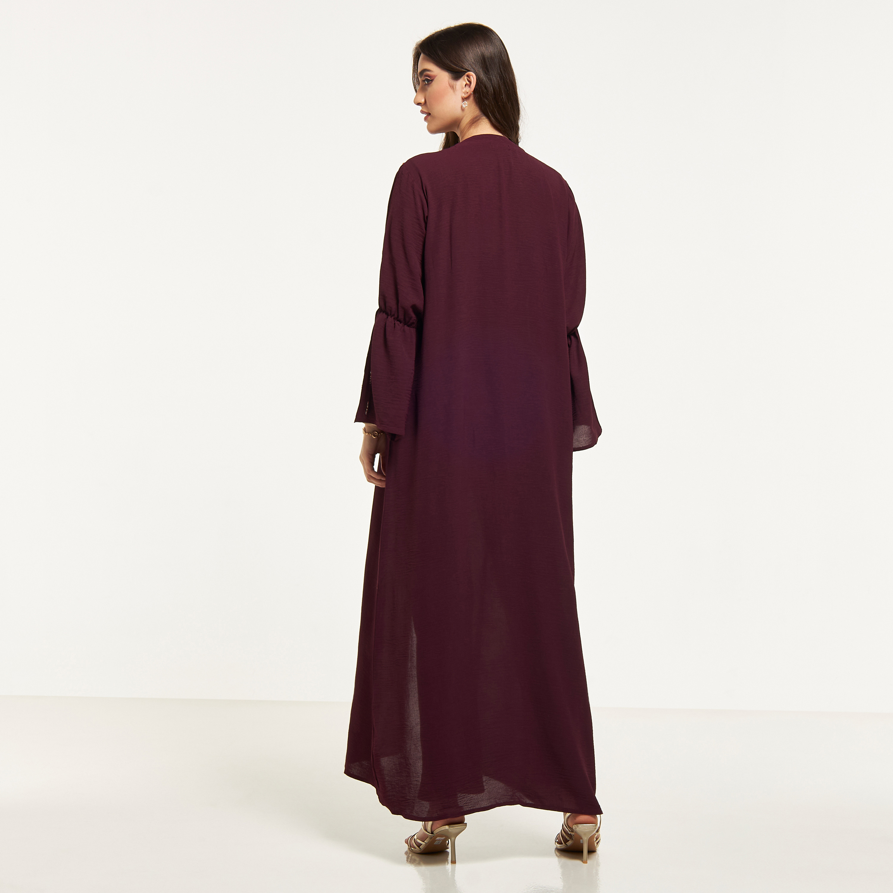 عباية مزيّنة بالخرز مع حجاب من مليكة-women-arabicclothing-abayas-image-5