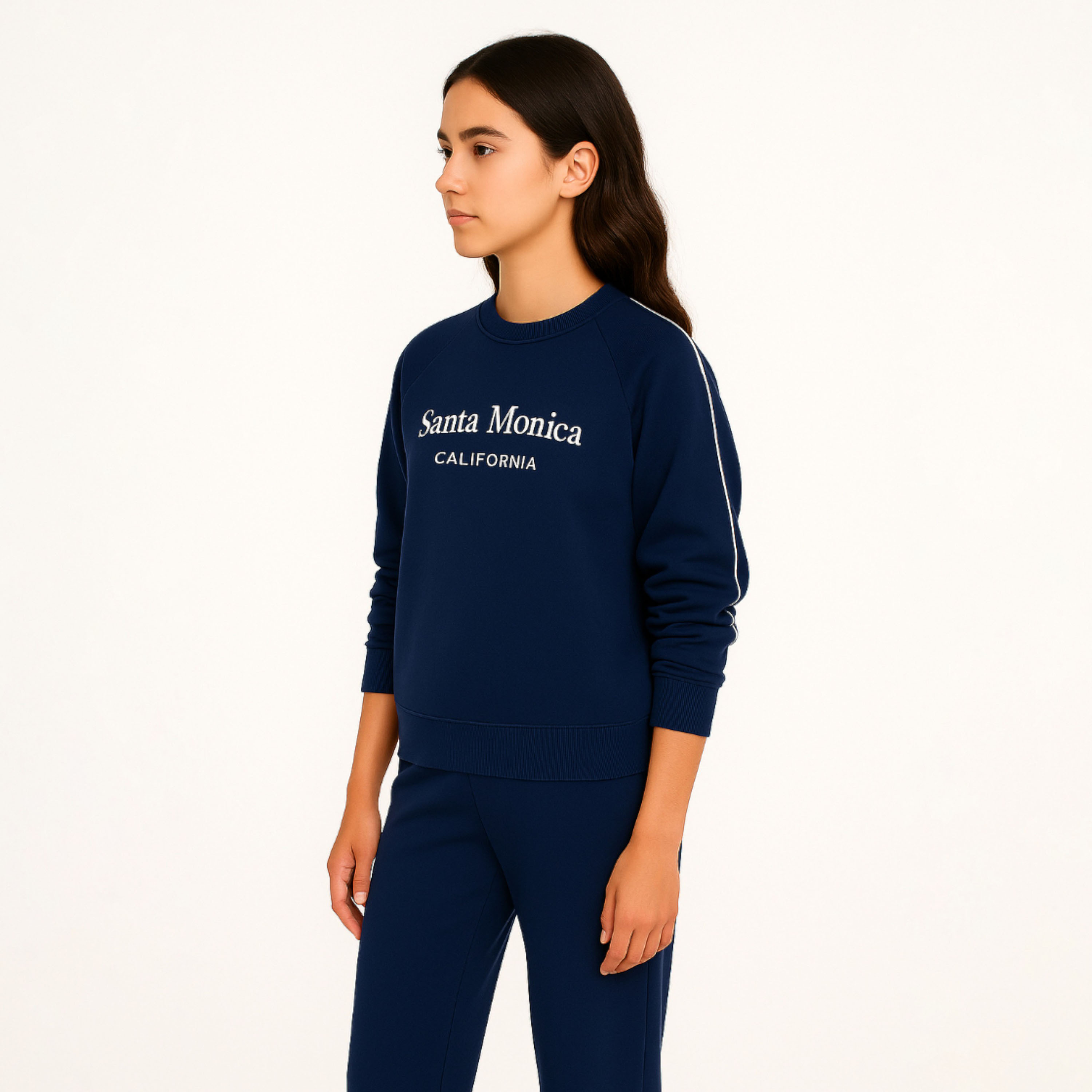 طقم من قطعتين سويت شيرت مع بنطلون بطبعة من فيكتور اند جين-girls-clothing-winterwear-setsandcoords-image-4