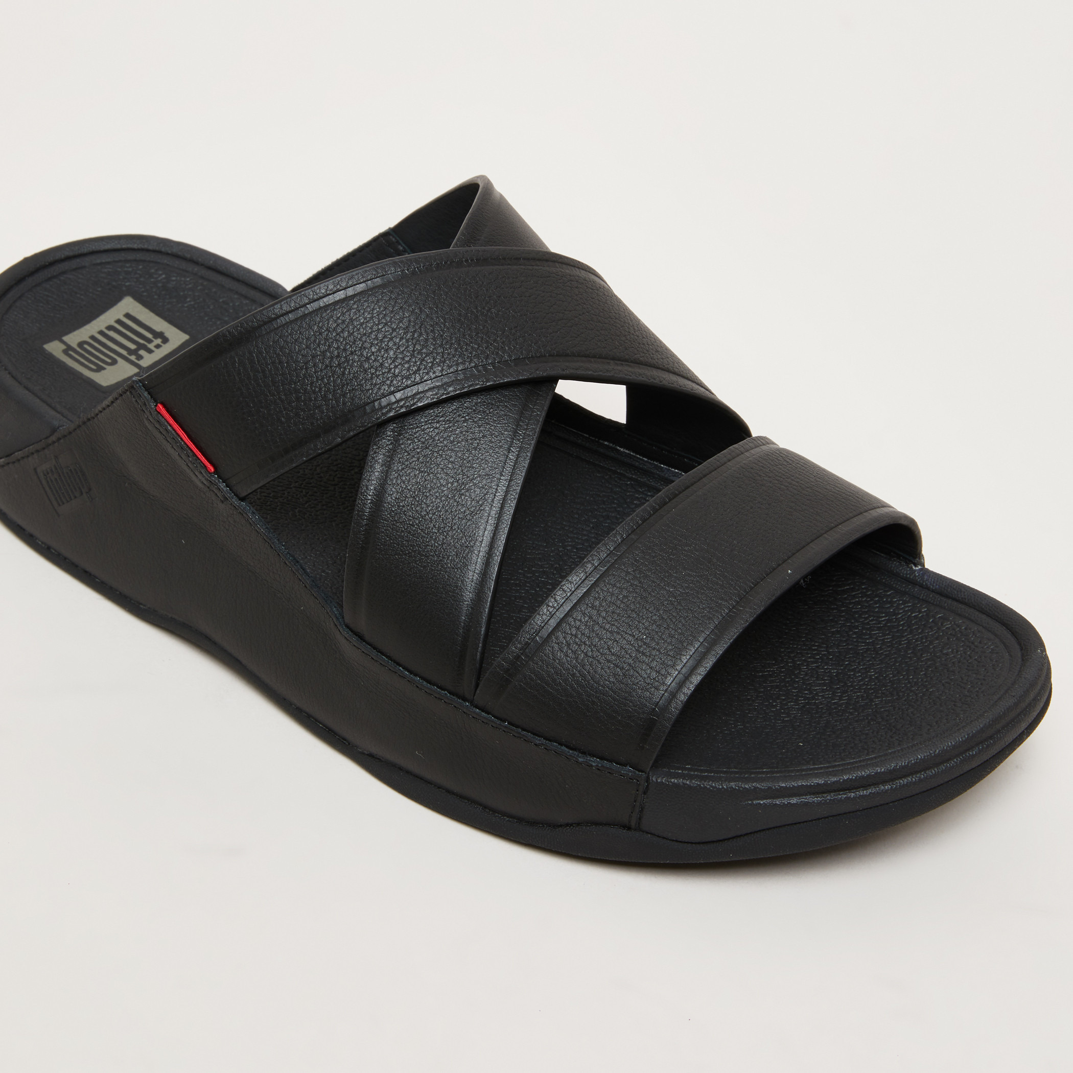 شبشب خفيف بأحزمة متقاطعة من فيت فلوب-men-shoes-sandals-image-3