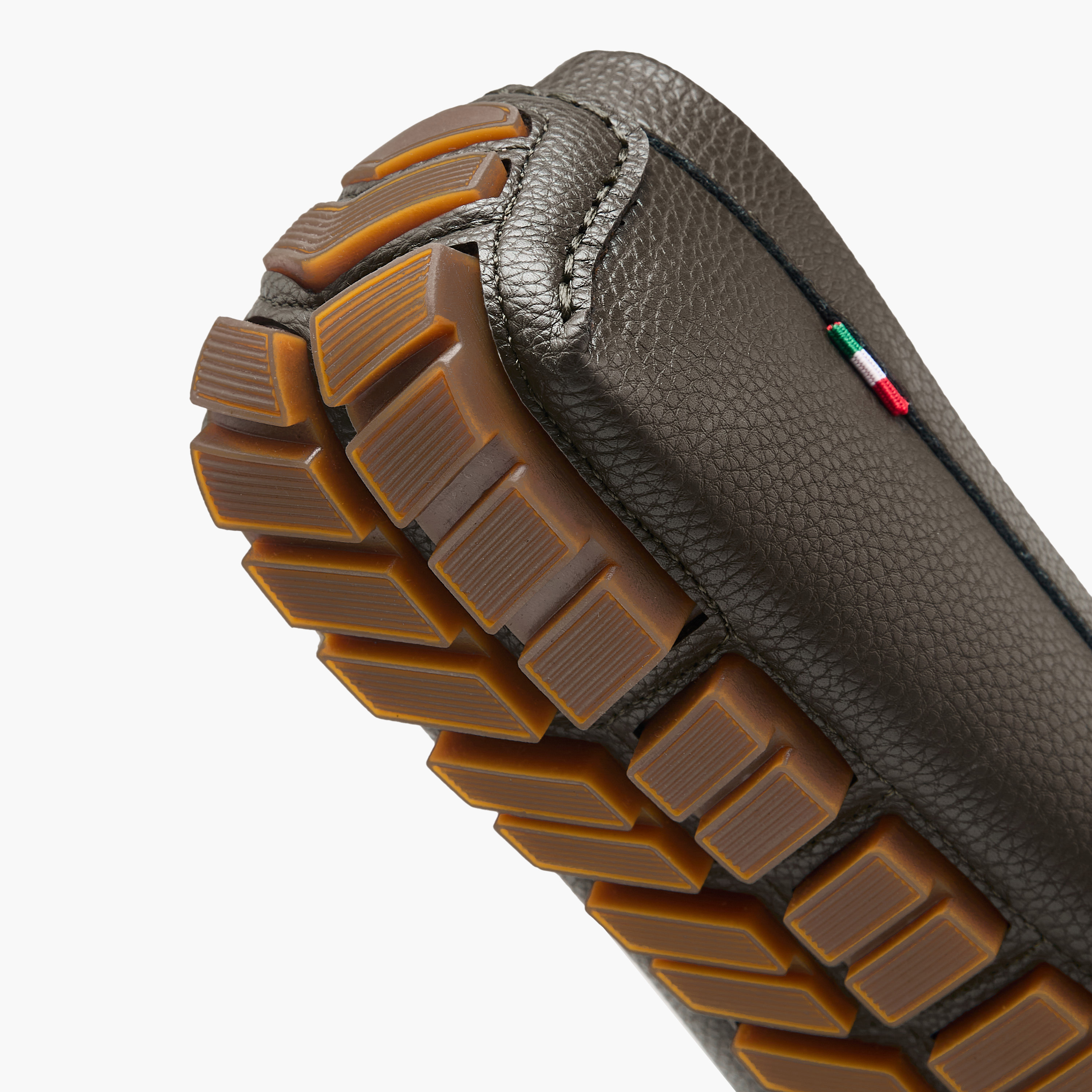 حذاء بارز الملمس من رينزو روجاني-men-formalshoes-image-5