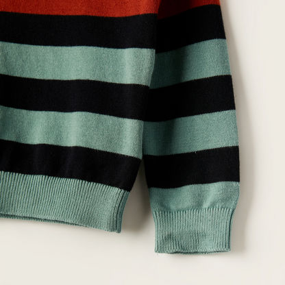 Juniors Striped Pullover with Long Sleeves