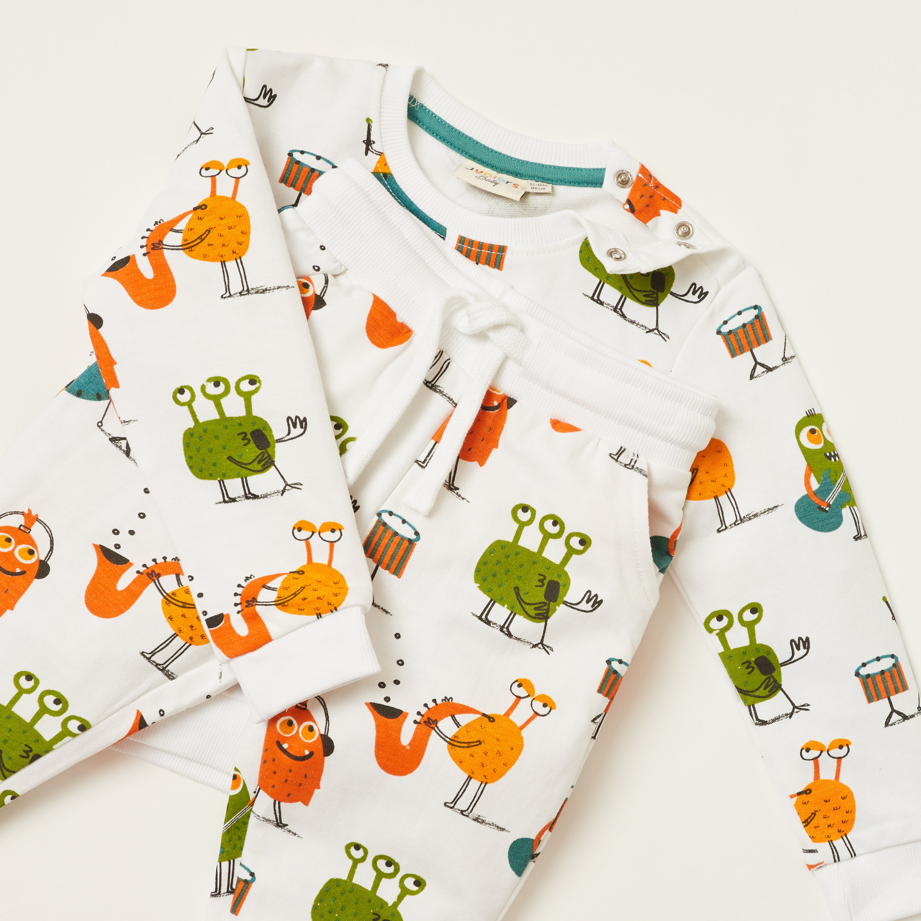 طقم بنطلون رياضي وسويت شيرت بطبعات من جونيورز-baby-boys-clothing-setsandcoords-image-4