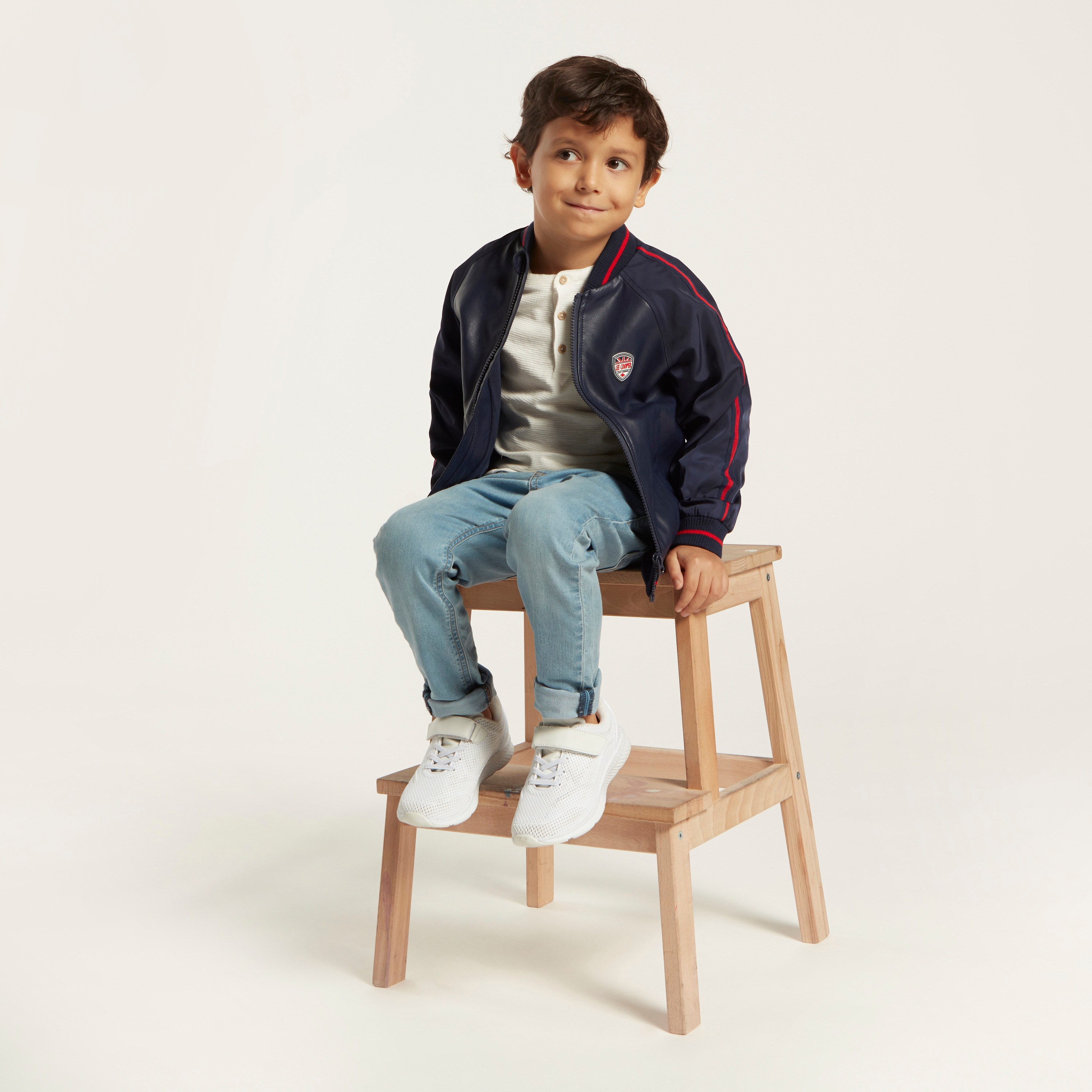 Lee Cooper Logo Embellished Jacket with Long Sleeves-baby-boys-clothing-winterwear-jacketsandblazers-image-1