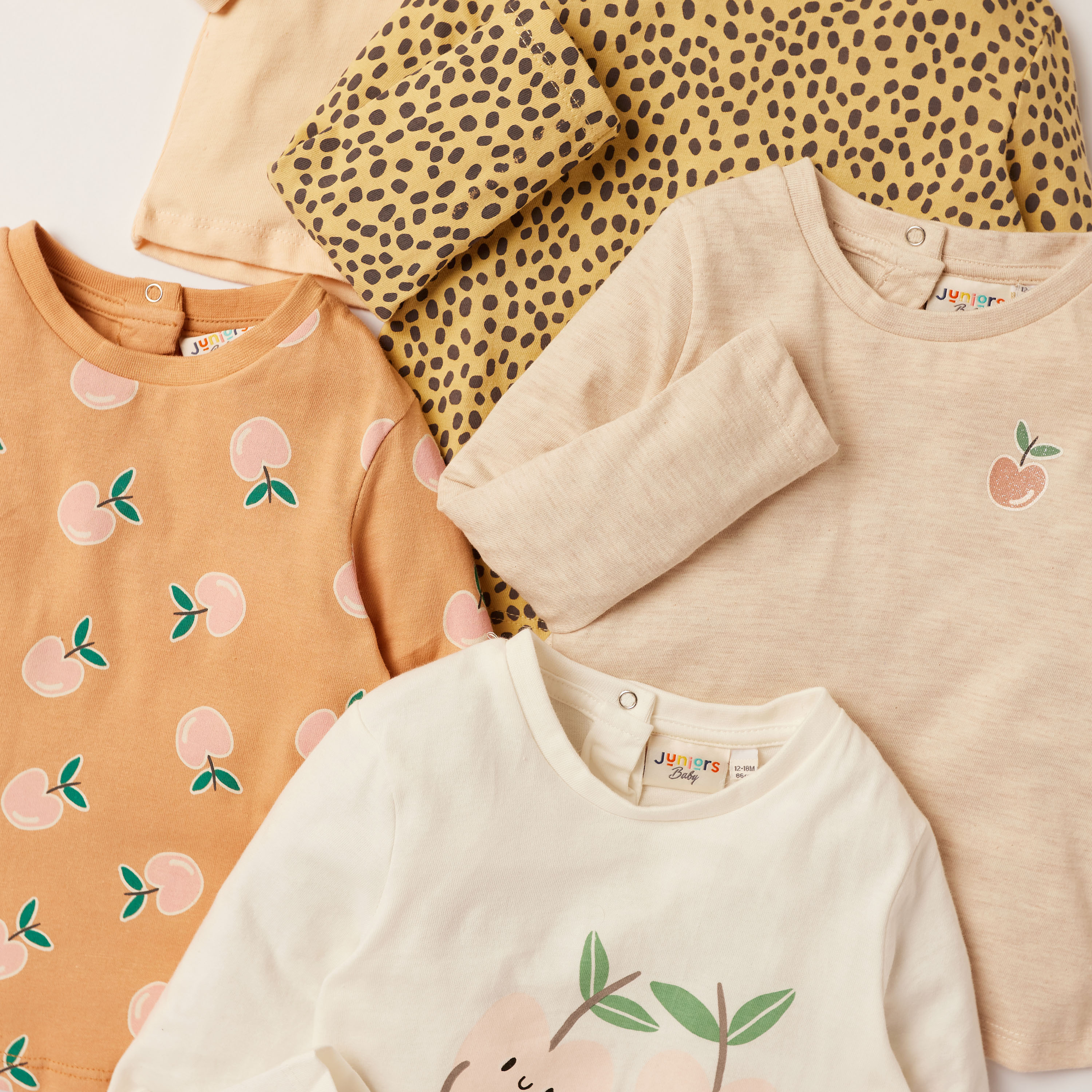 تيشيرتات بأكمام طويلة وطبعات جرافيك من جونيورز - طقم من 5 قطع-baby-girls-clothing-multipacks-image-2