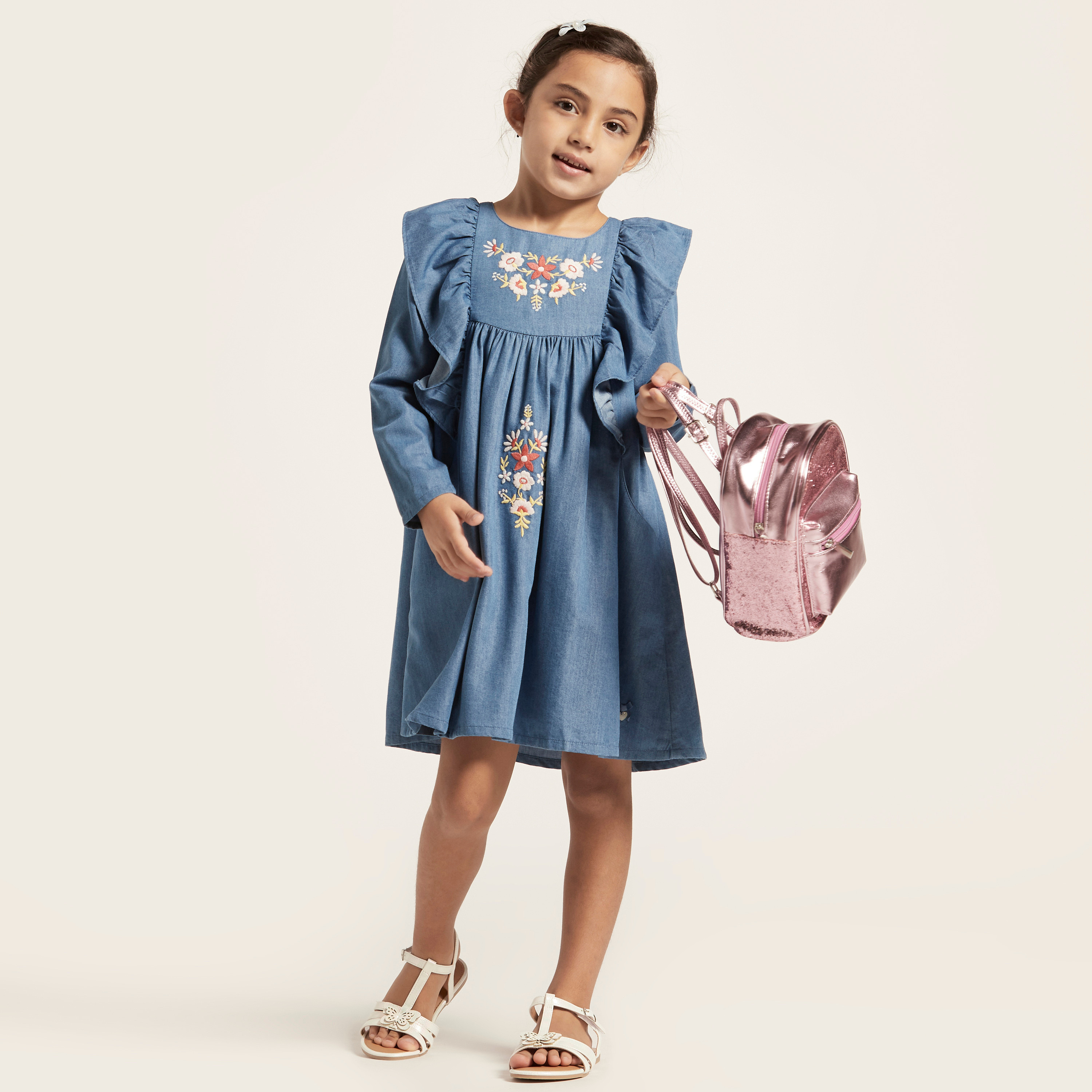 فستان بتطريز زهور وكشكش وجيوب-girls-clothing-dressesandjumpsuits-image-1