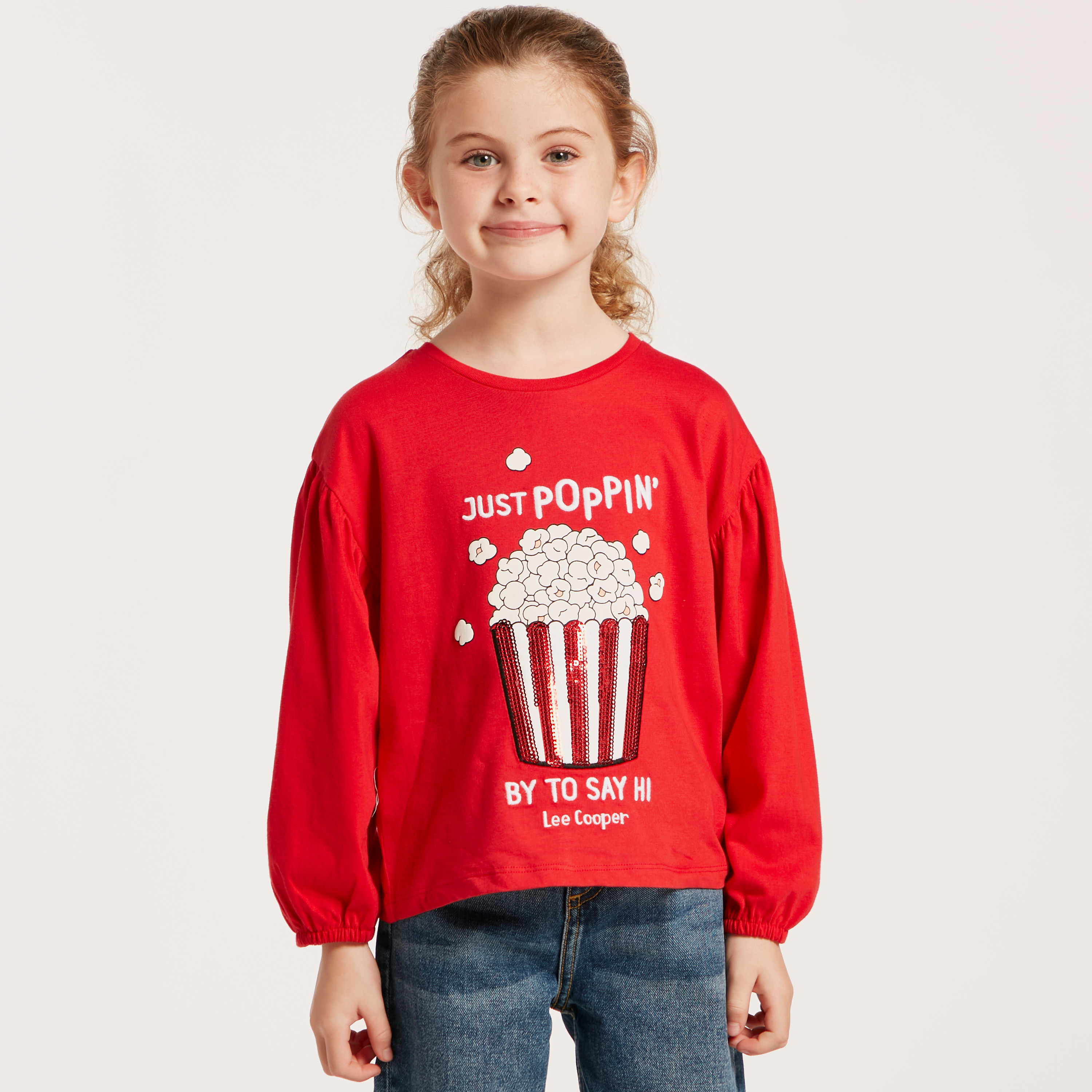 تيشيرت بأكمام طويلة وتفاصيل ترتر وطبعات جرافيك من لي كوبر-girls-clothing-schoolwear-tshirts-image-2